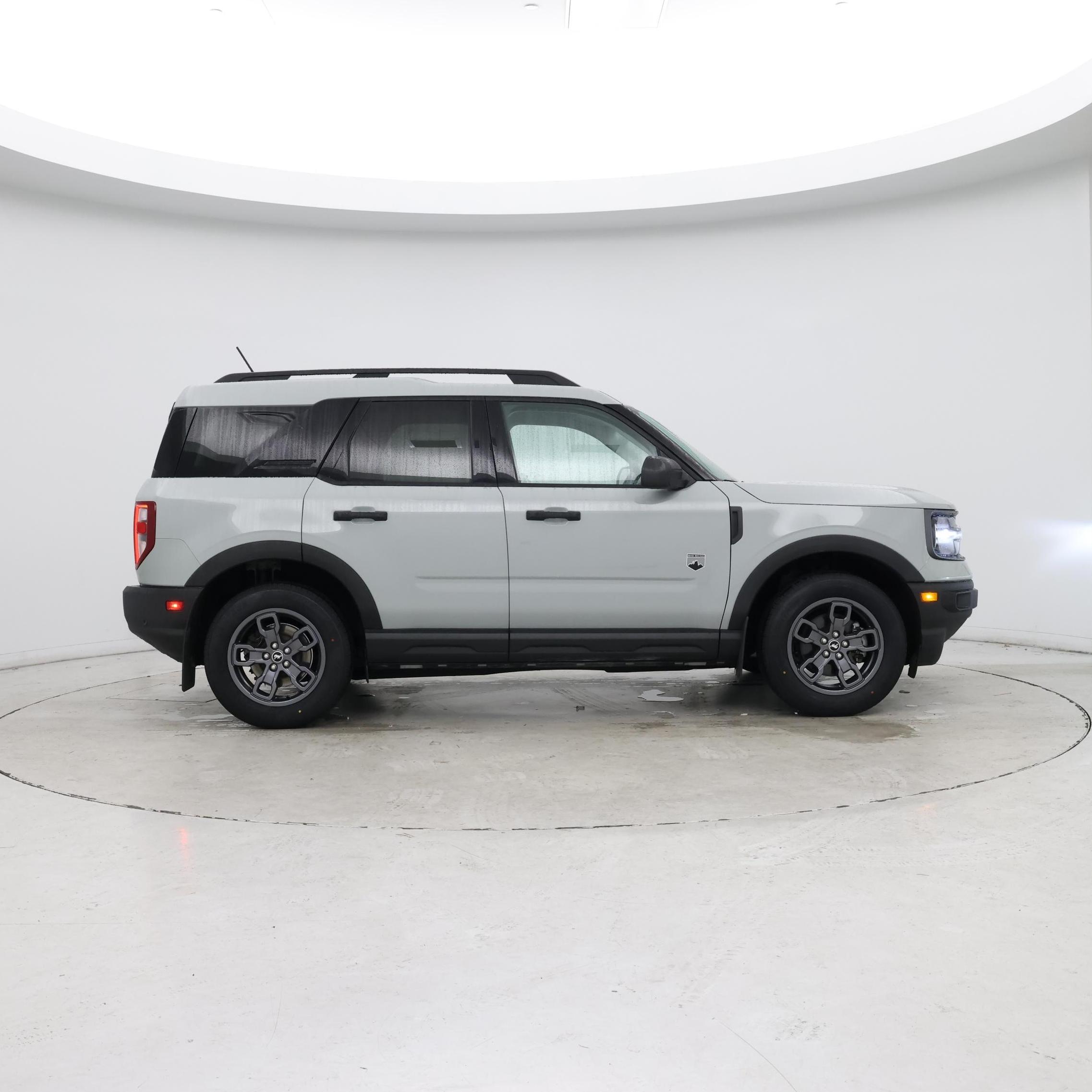 Thumbnail: 2022 Ford Bronco Sport - 7