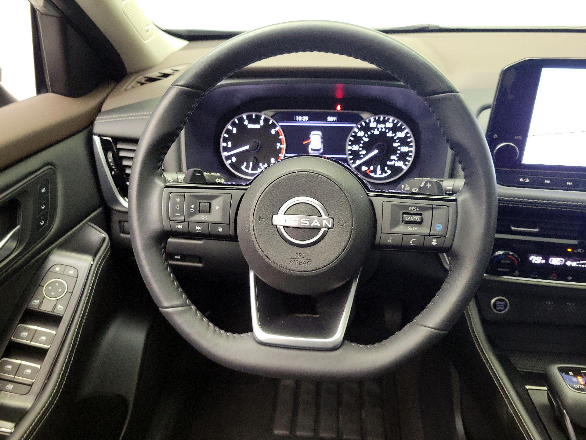 Thumbnail: 2023 Nissan Rogue - 10