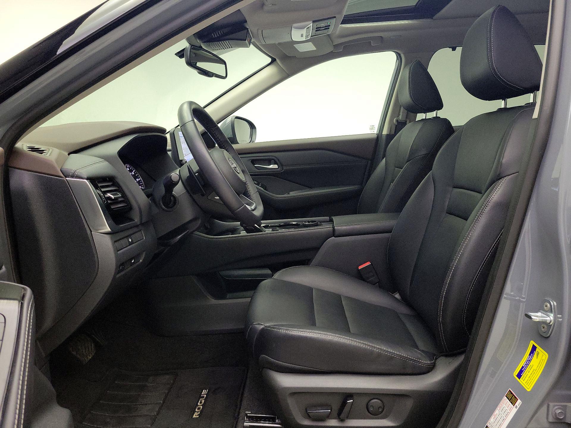 Thumbnail: 2023 Nissan Rogue - 11