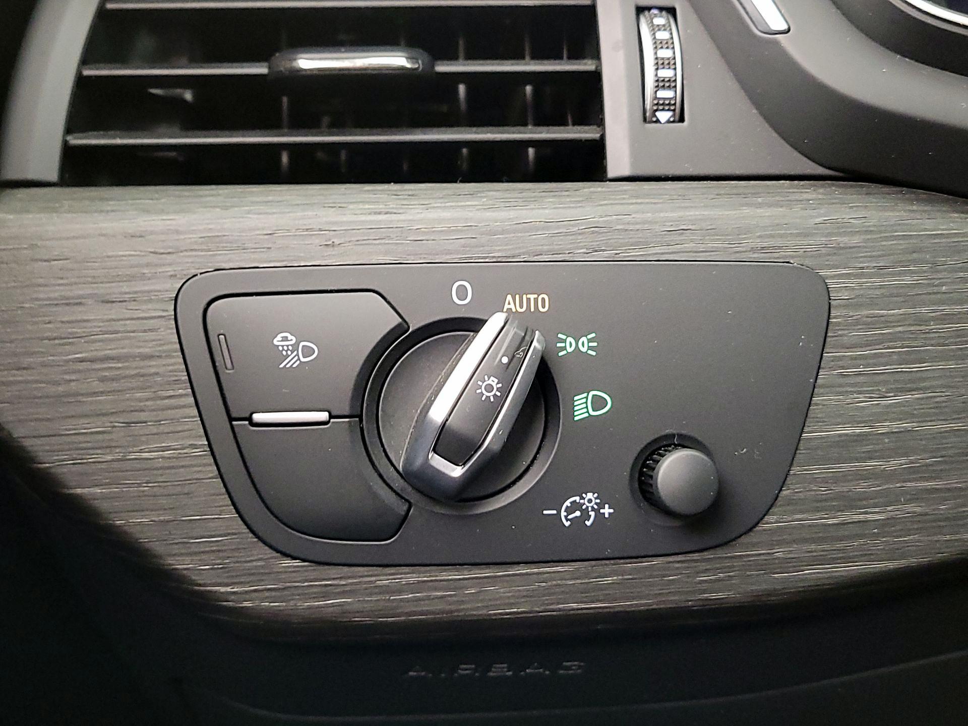 Thumbnail: 2023 Audi A4 - 13