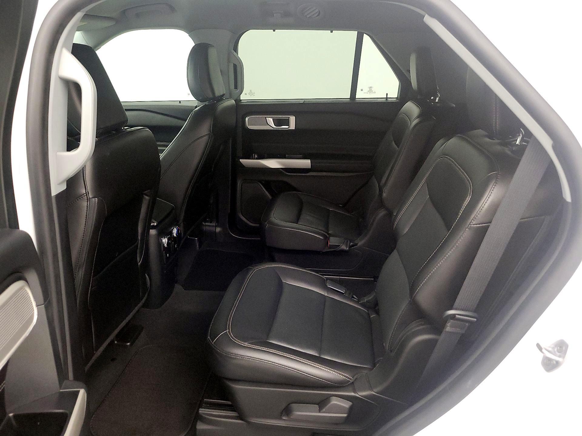 Thumbnail: 2022 Ford Explorer - 20