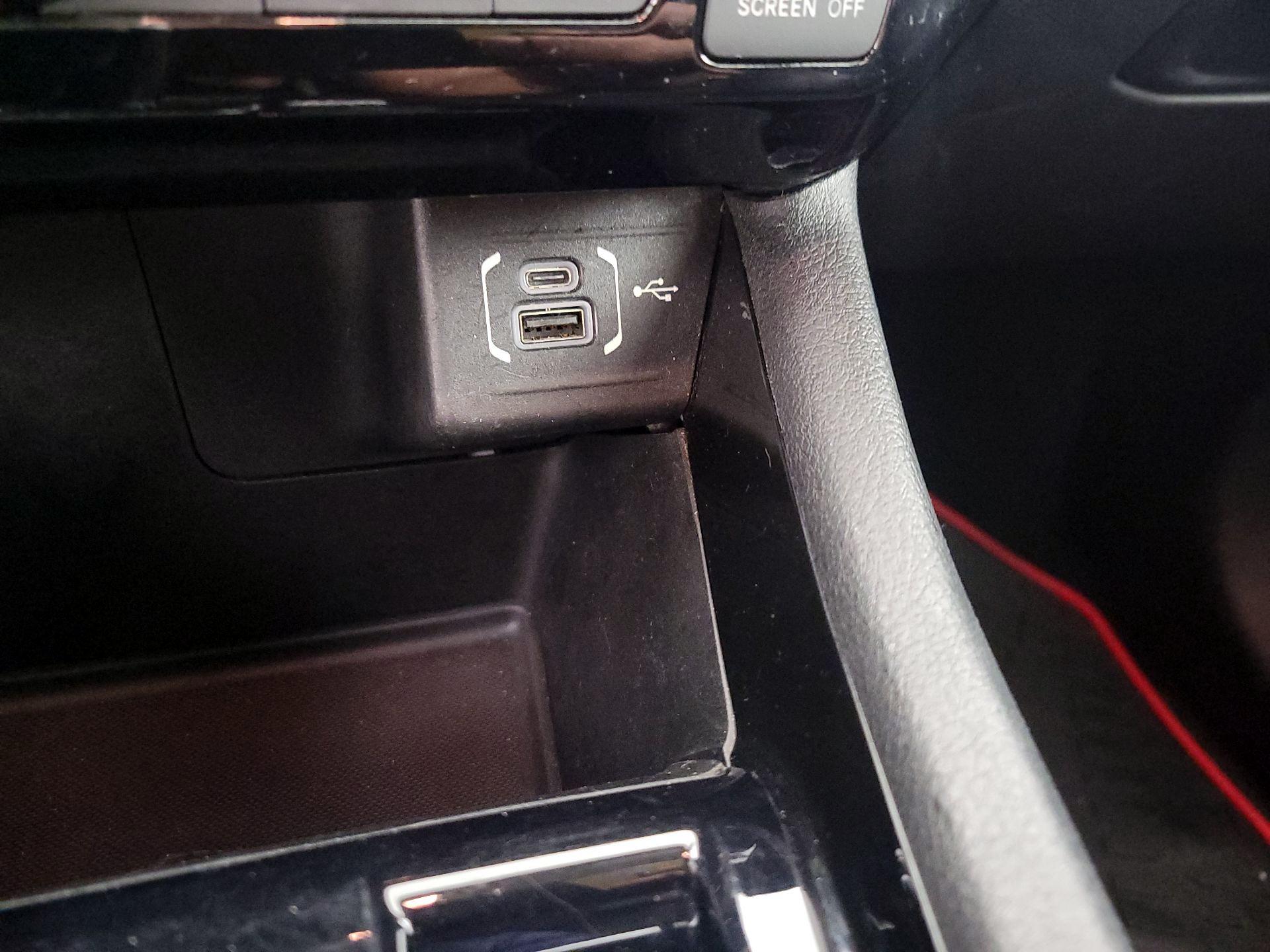 Thumbnail: 2022 Jeep Compass - 19