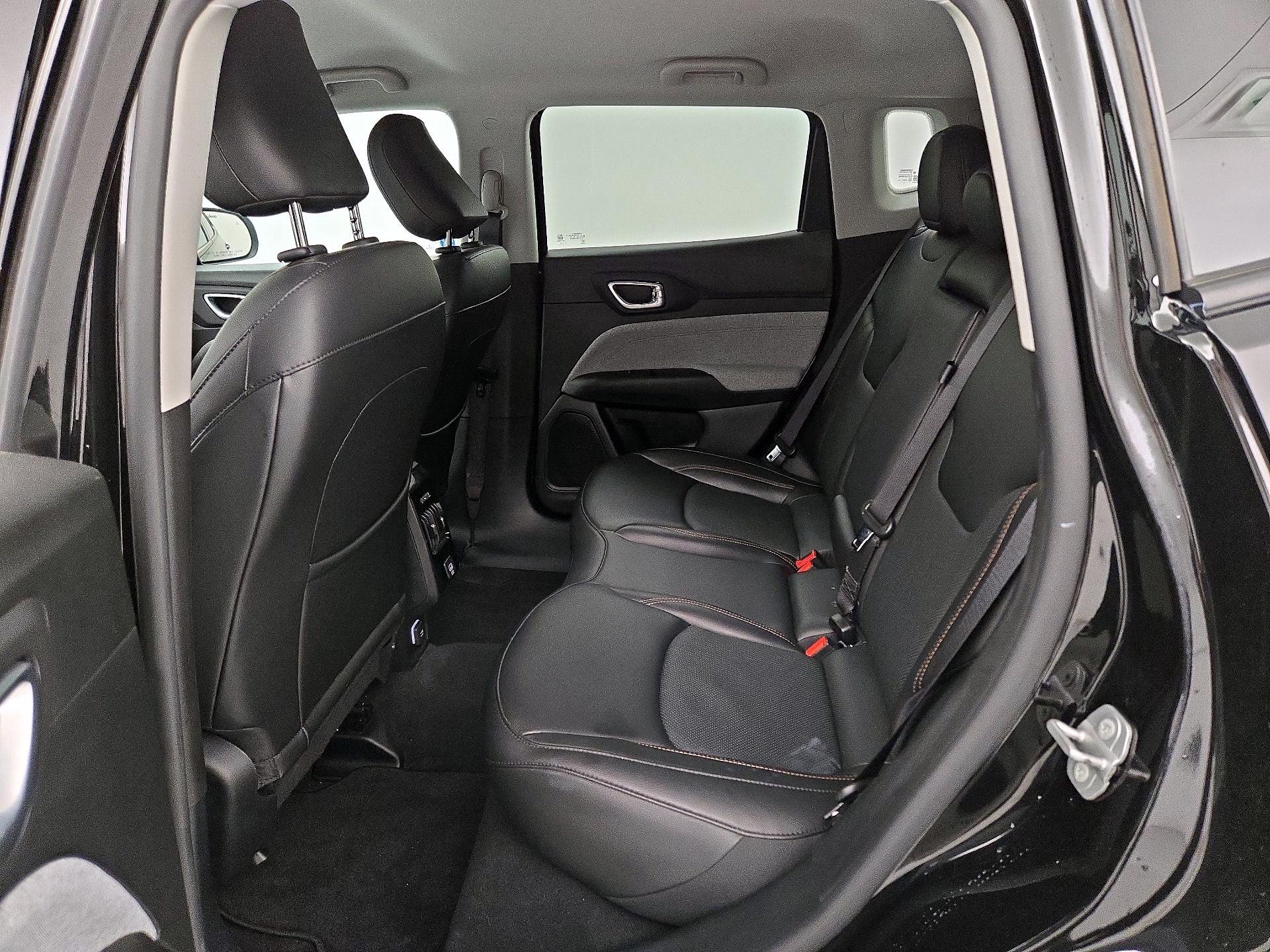 Thumbnail: 2022 Jeep Compass - 19