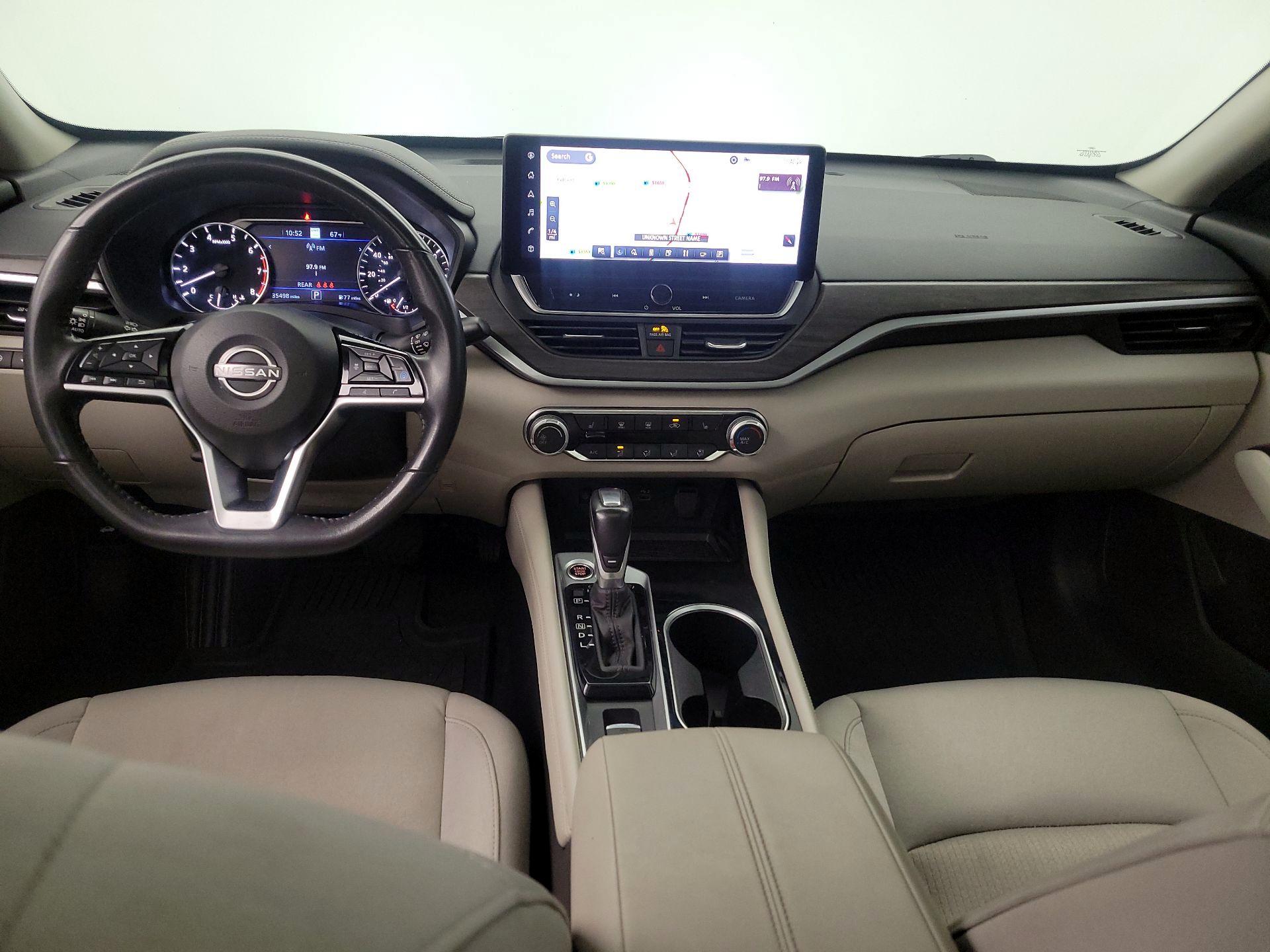 Thumbnail: 2023 Nissan Altima - 9