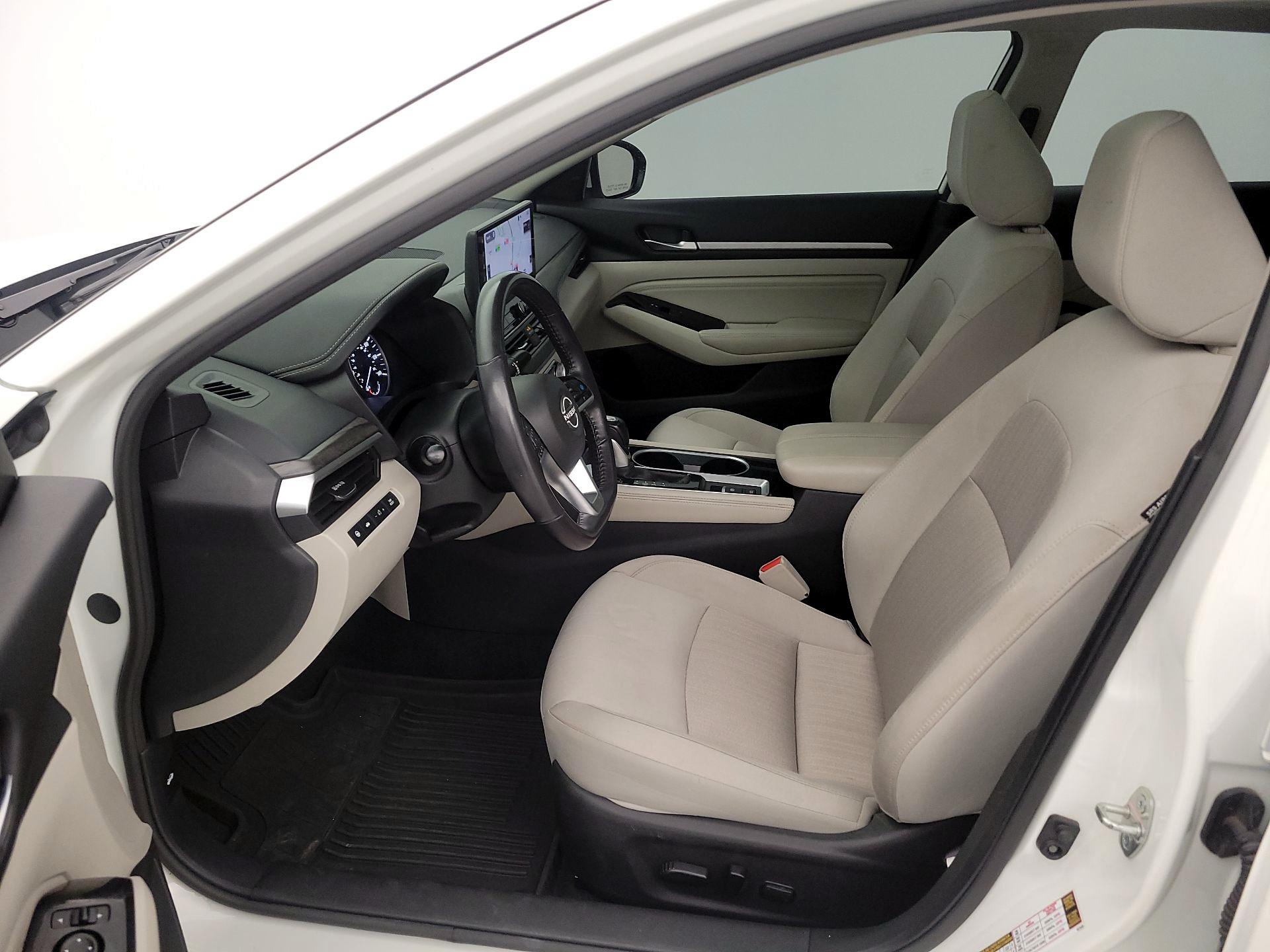 Thumbnail: 2023 Nissan Altima - 11