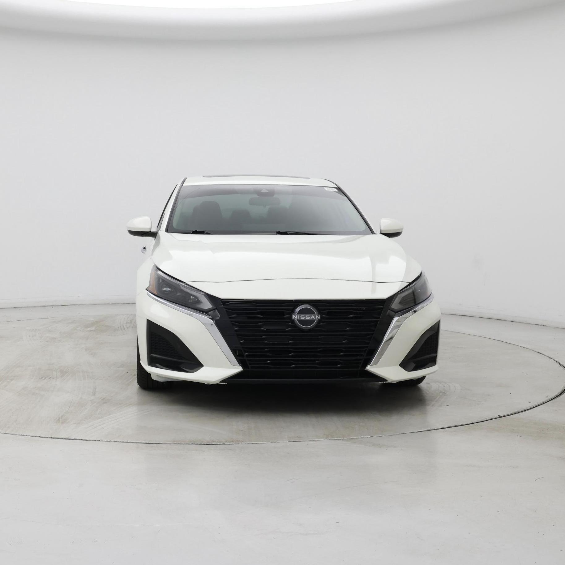 Thumbnail: 2023 Nissan Altima - 5