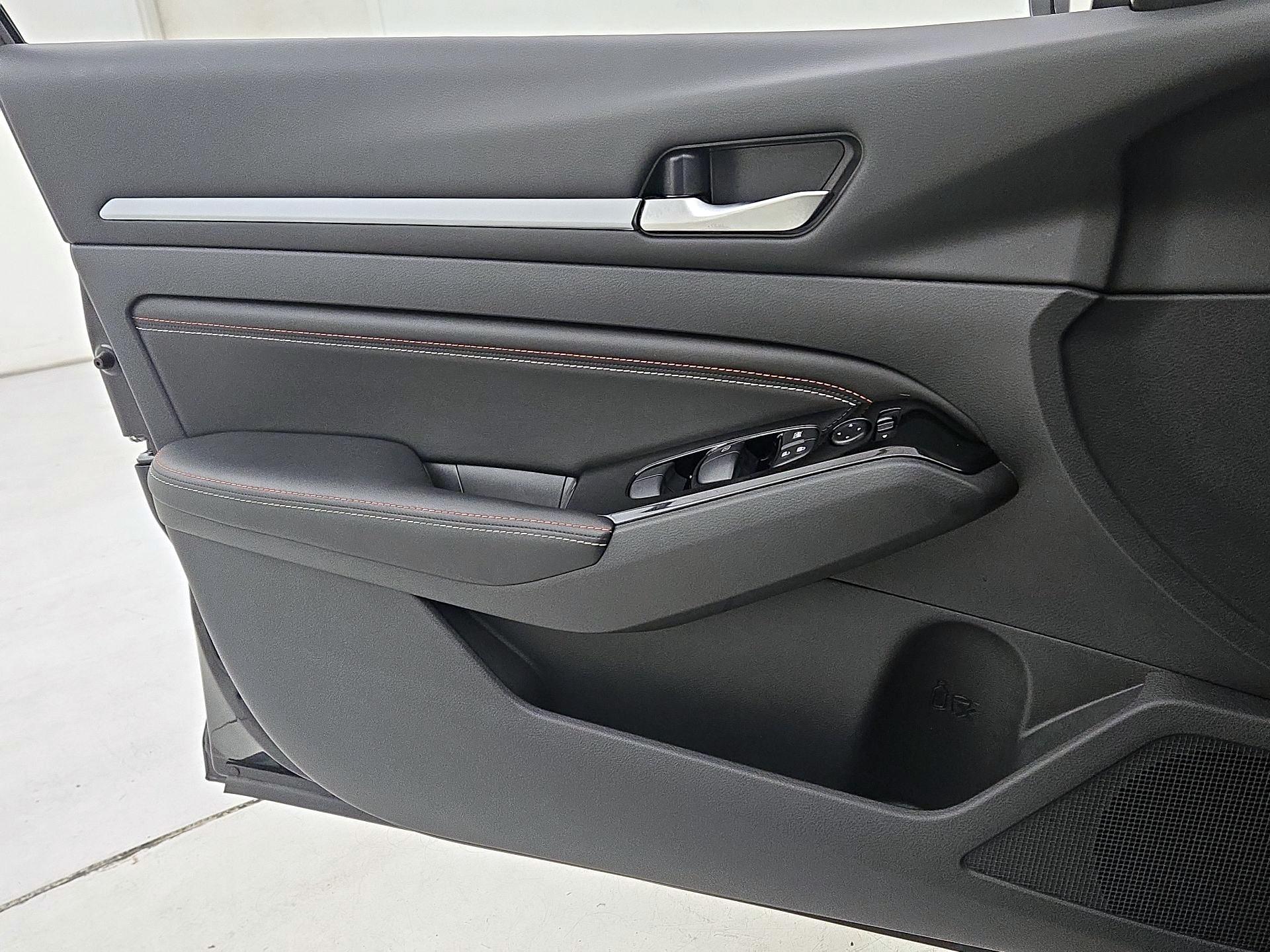 Thumbnail: 2023 Nissan Altima - 12