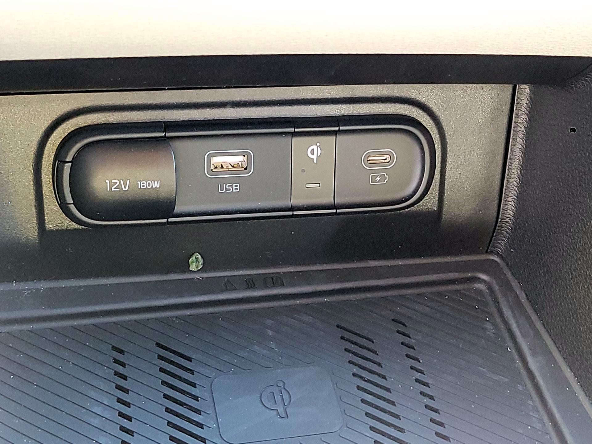 Thumbnail: 2025 Kia Sportage - 19