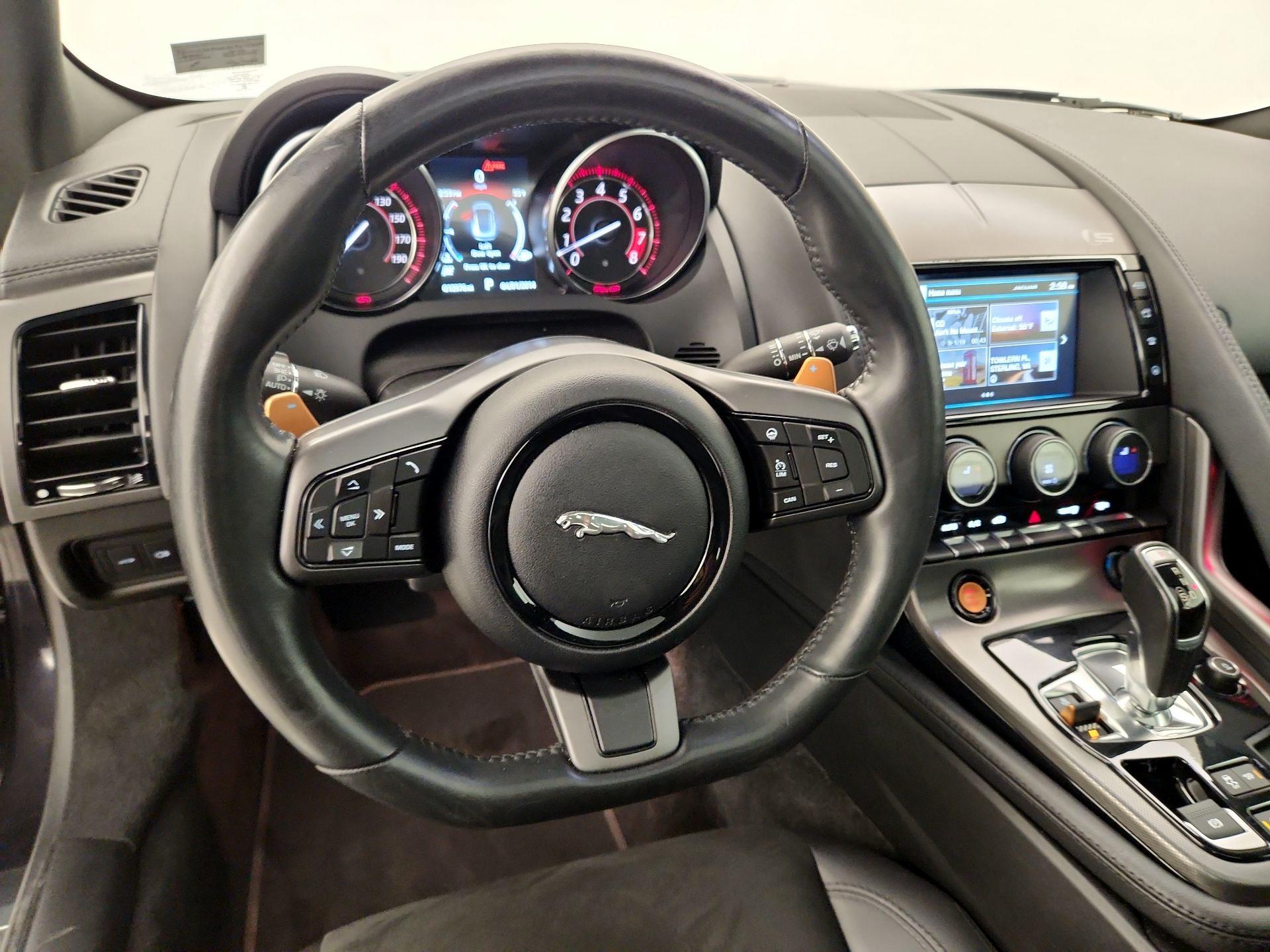 Thumbnail: 2017 Jaguar F-Type - 10