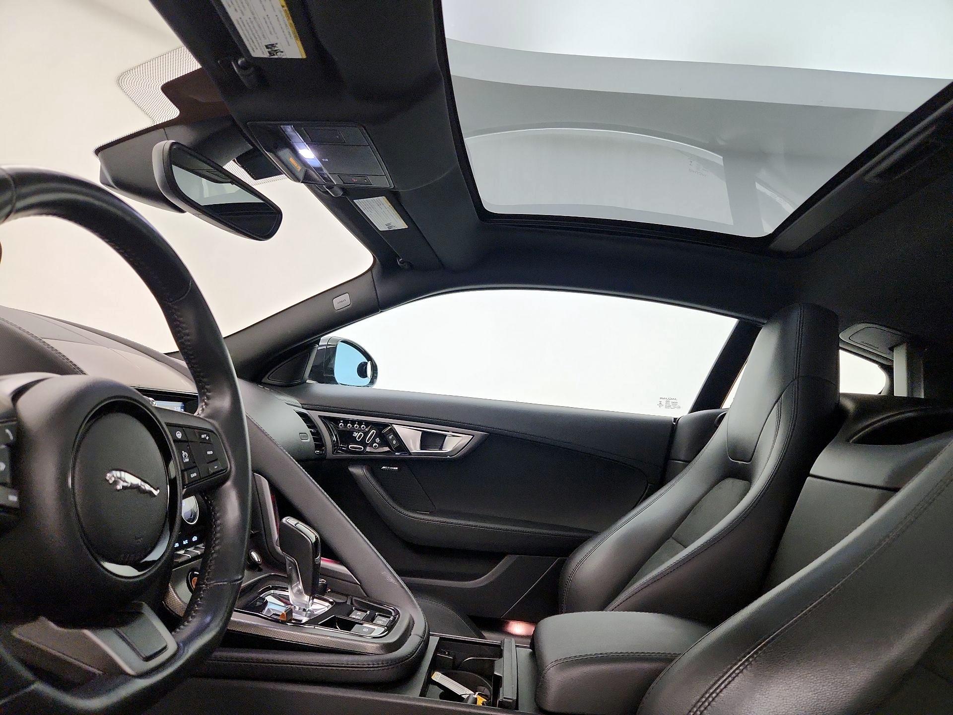 Thumbnail: 2017 Jaguar F-Type - 17