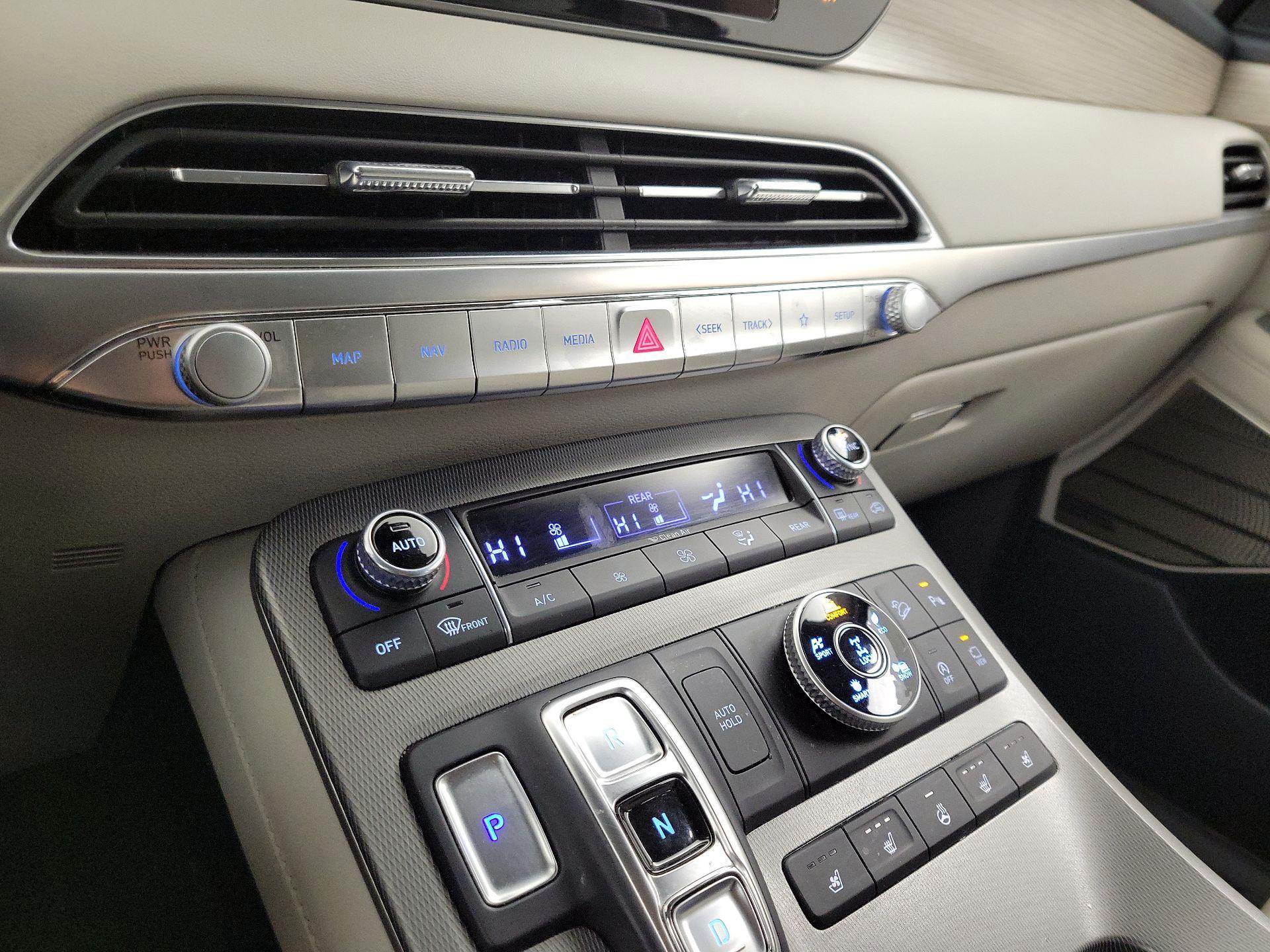 Thumbnail: 2022 Hyundai Palisade - 16