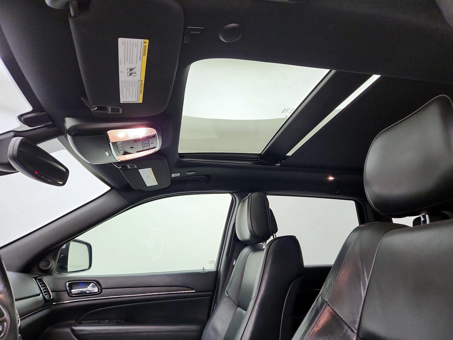 Thumbnail: 2021 Jeep Grand Cherokee - 18