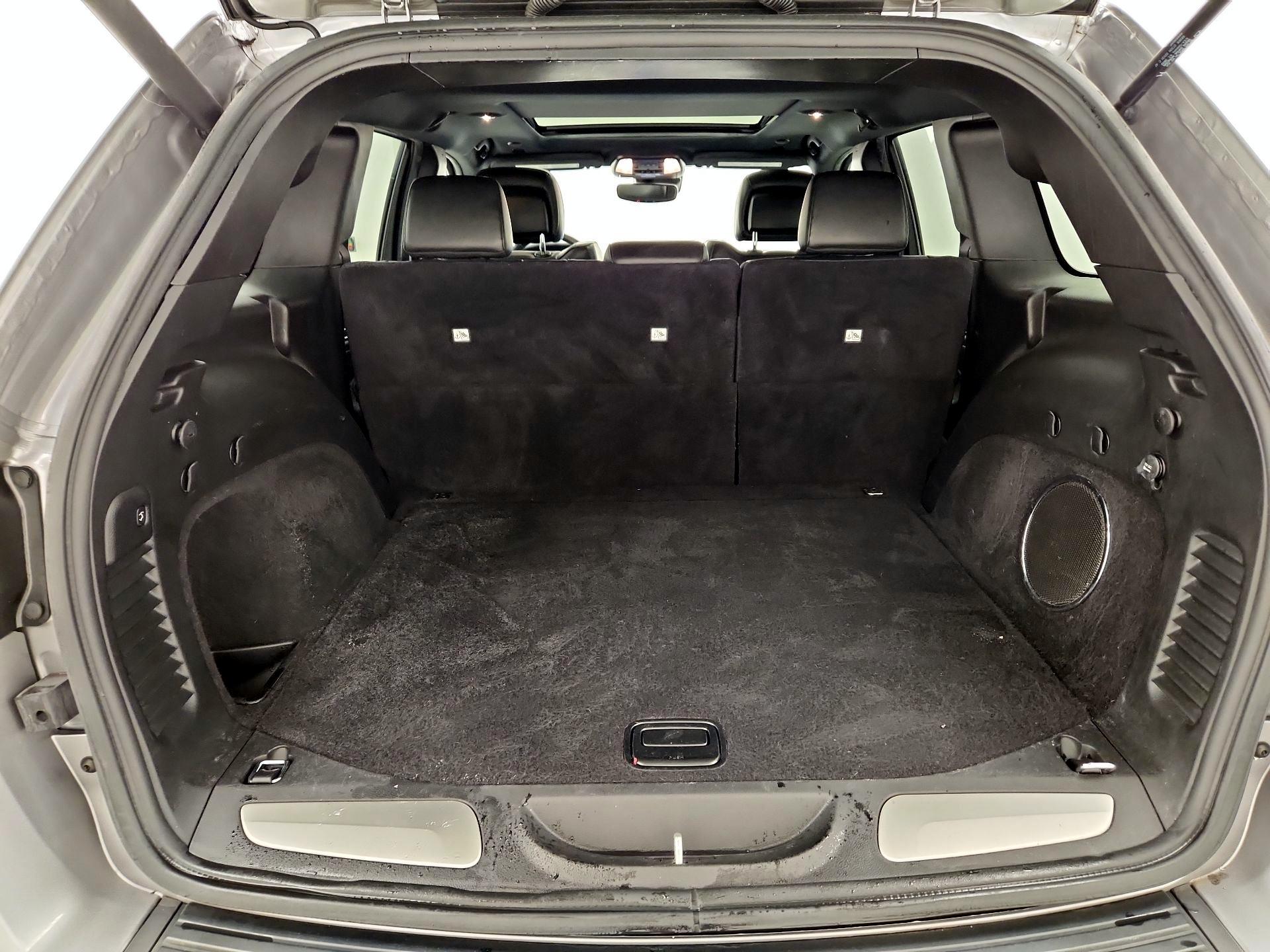 Thumbnail: 2021 Jeep Grand Cherokee - 20