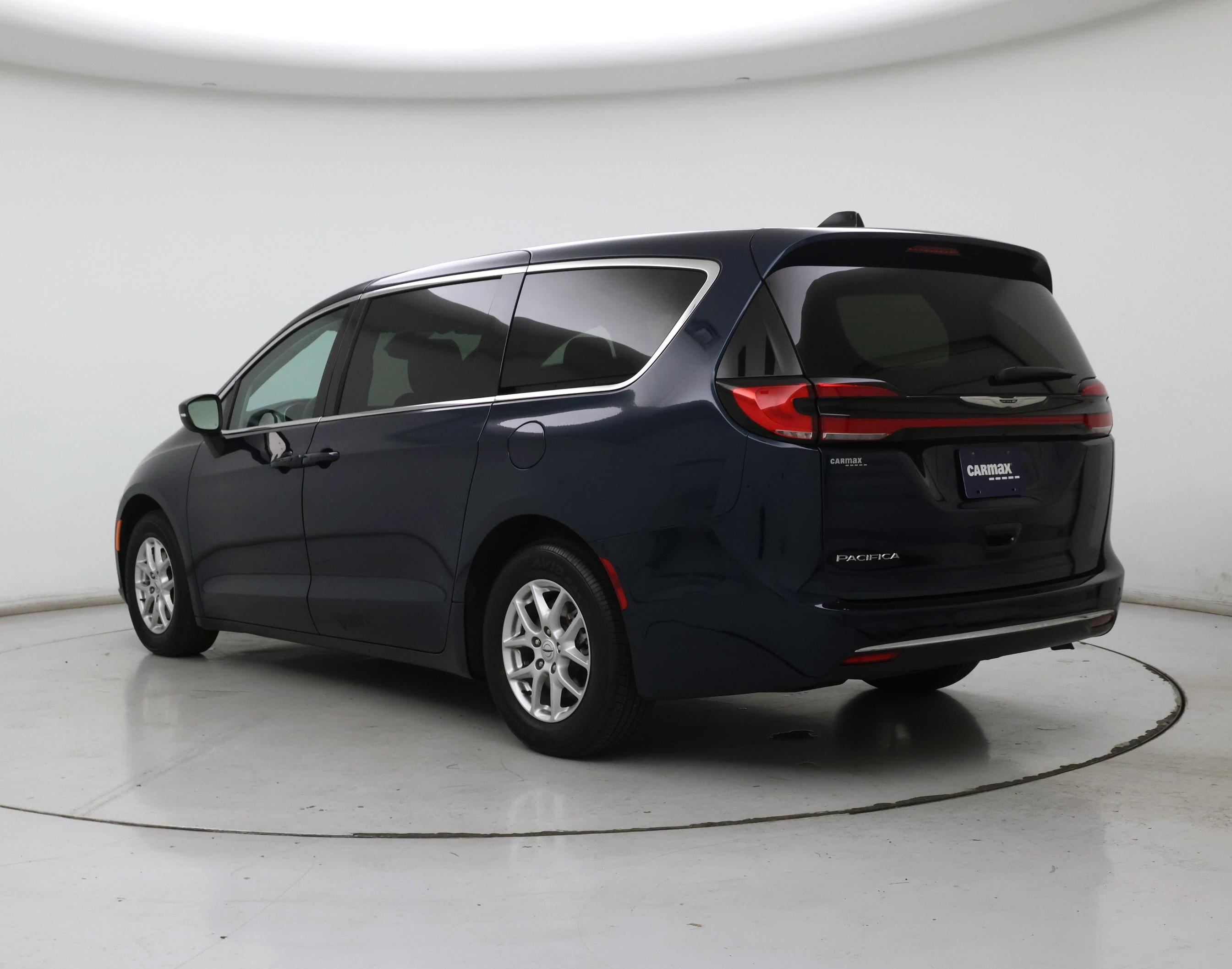 Thumbnail: 2023 Chrysler Pacifica - 2