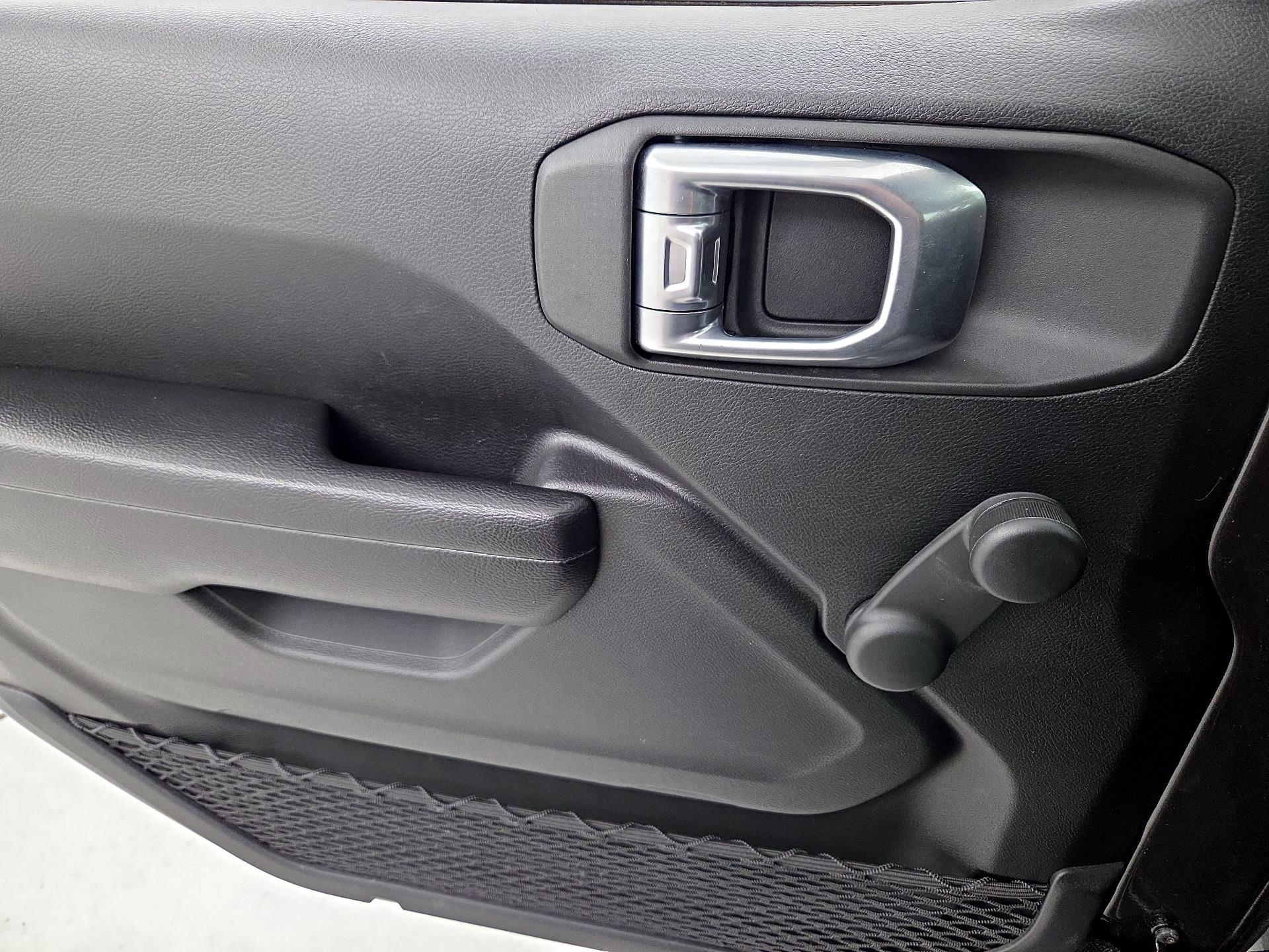 Thumbnail: 2021 Jeep Wrangler - 12