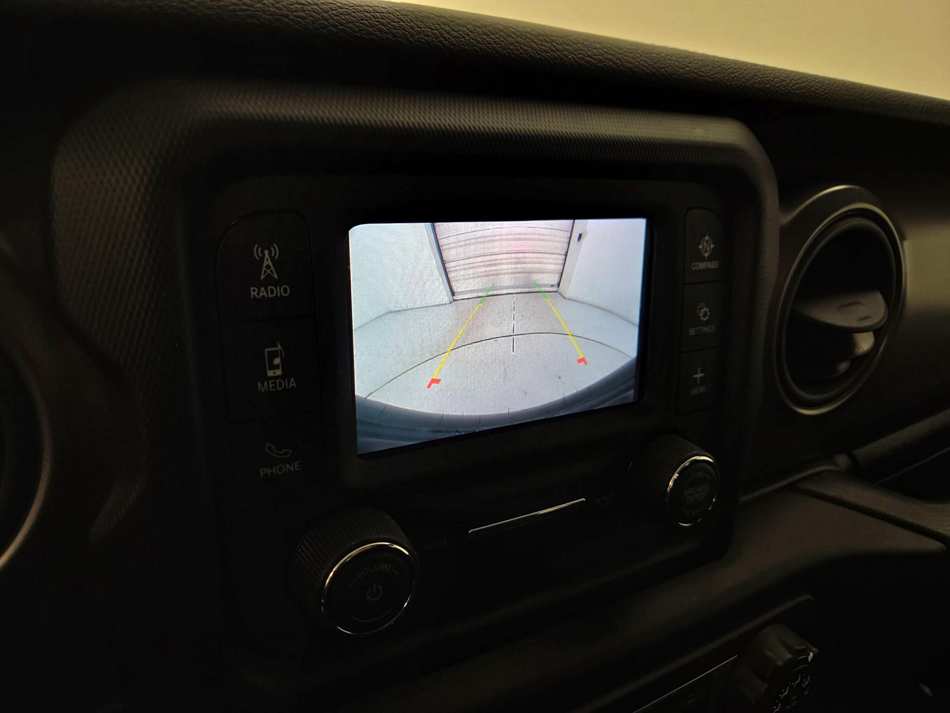 Thumbnail: 2021 Jeep Wrangler - 14