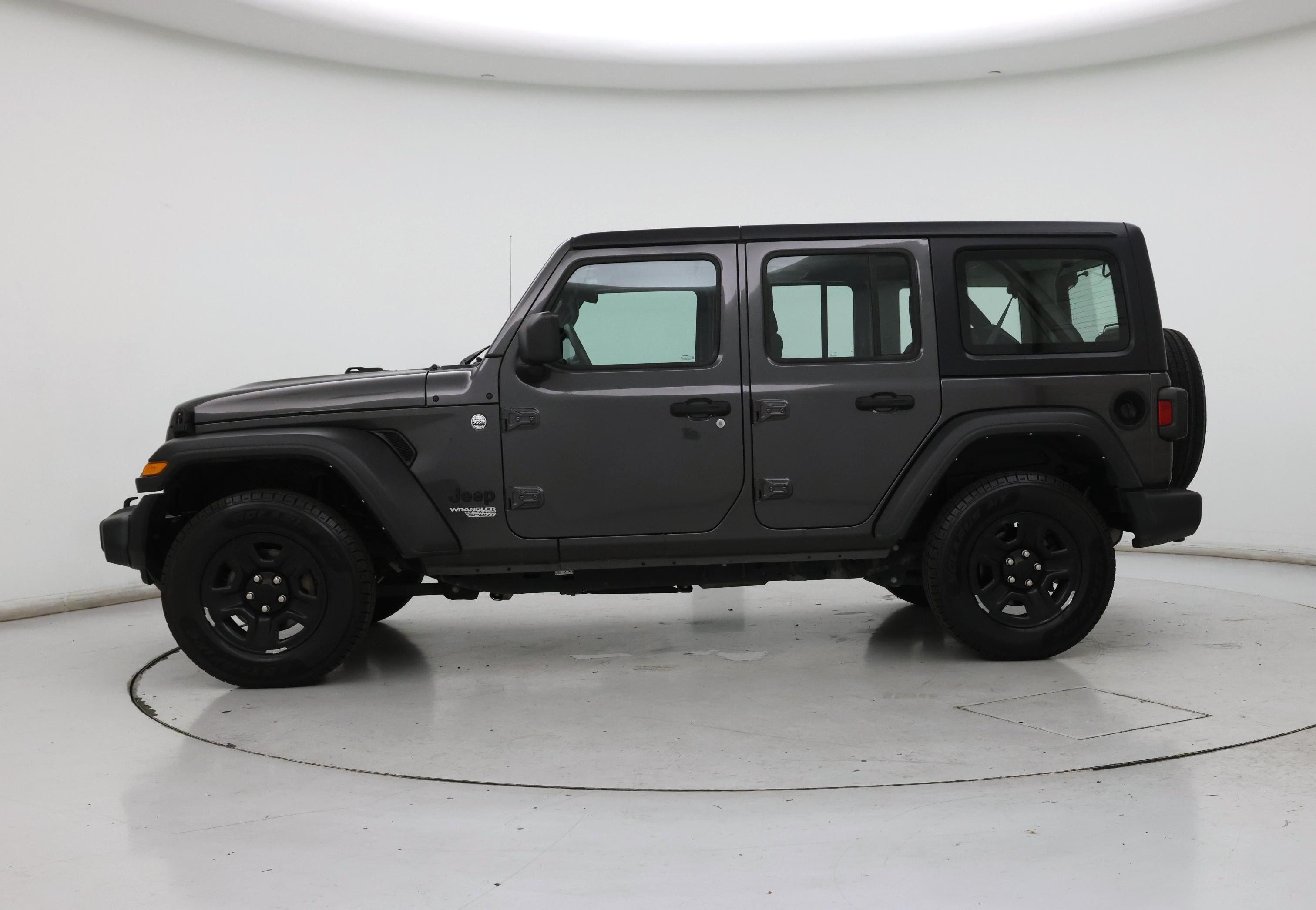 Thumbnail: 2021 Jeep Wrangler - 3