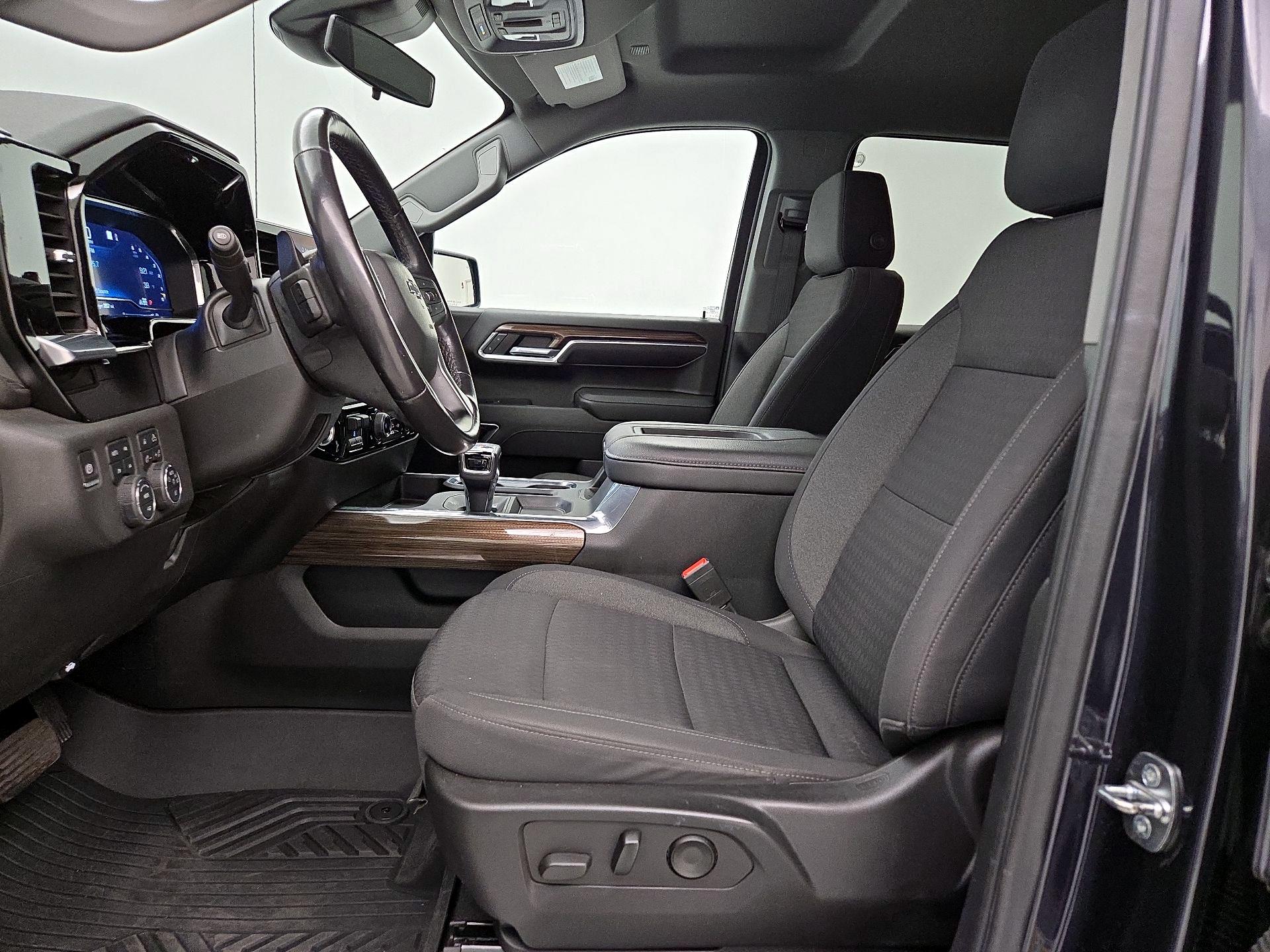 Thumbnail: 2022 Chevrolet Silverado 1500 - 11