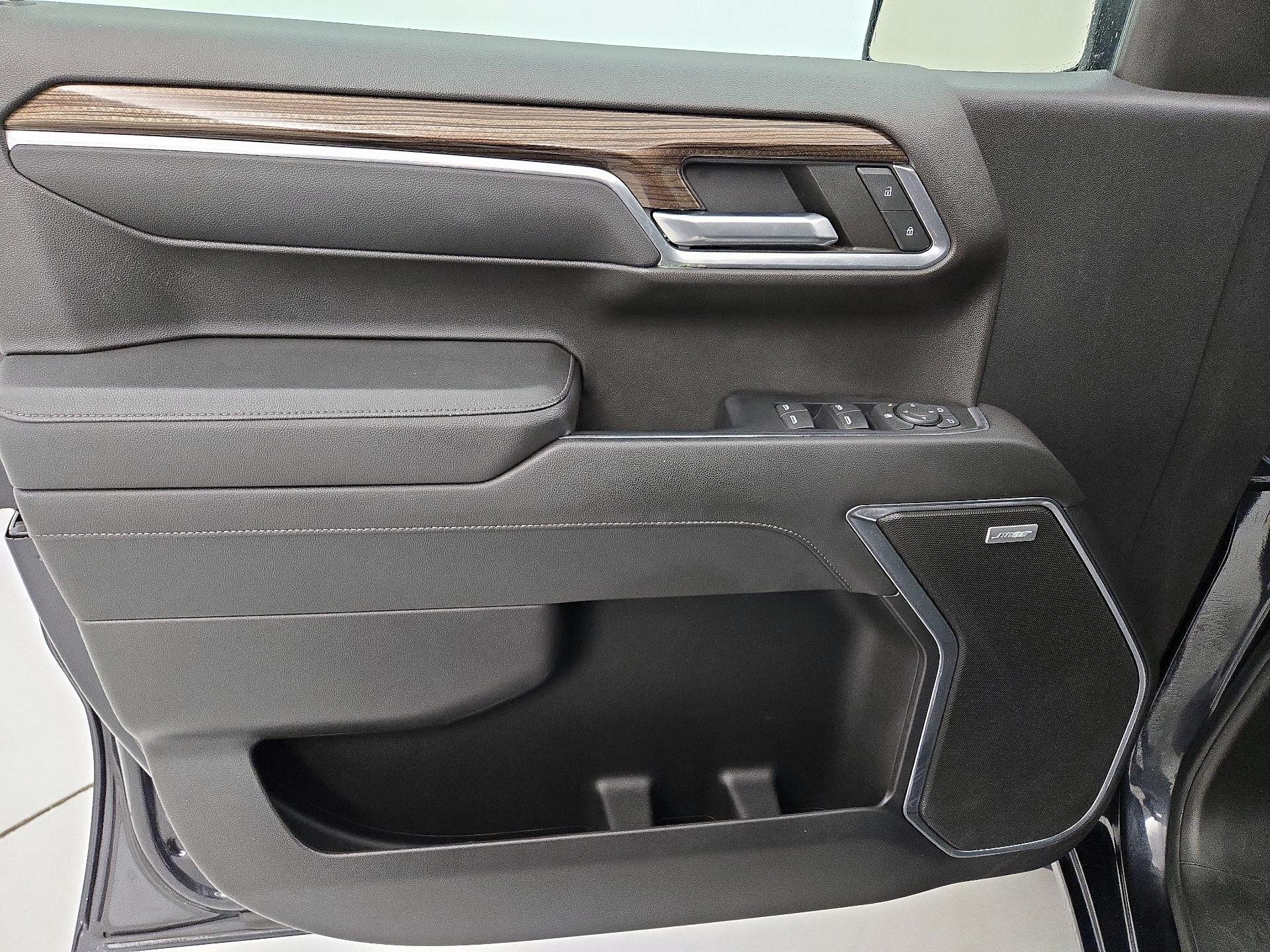 Thumbnail: 2022 Chevrolet Silverado 1500 - 12