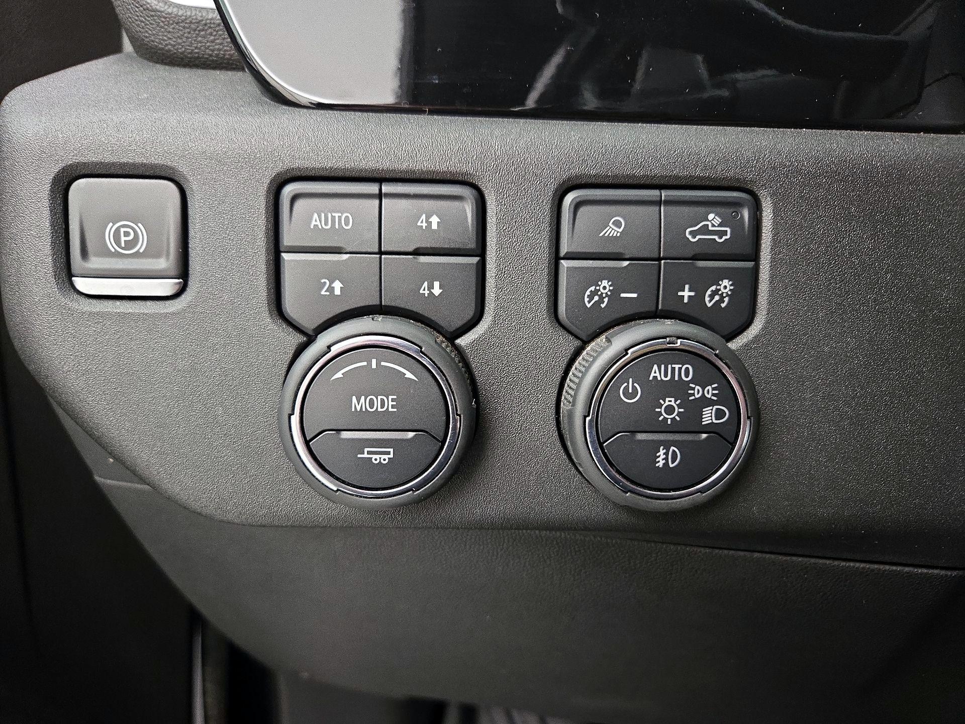 Thumbnail: 2022 Chevrolet Silverado 1500 - 13