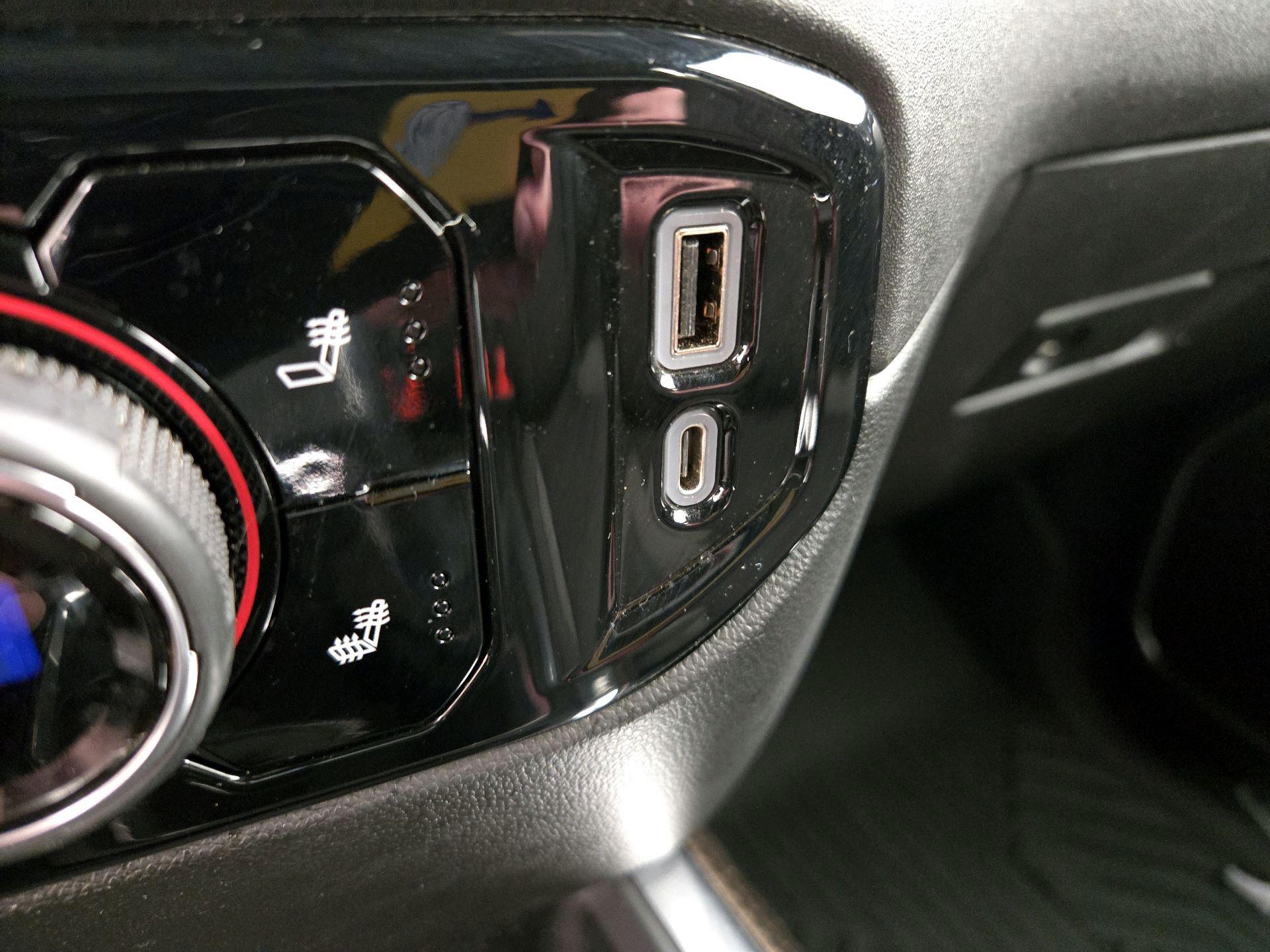 Thumbnail: 2022 Chevrolet Silverado 1500 - 18