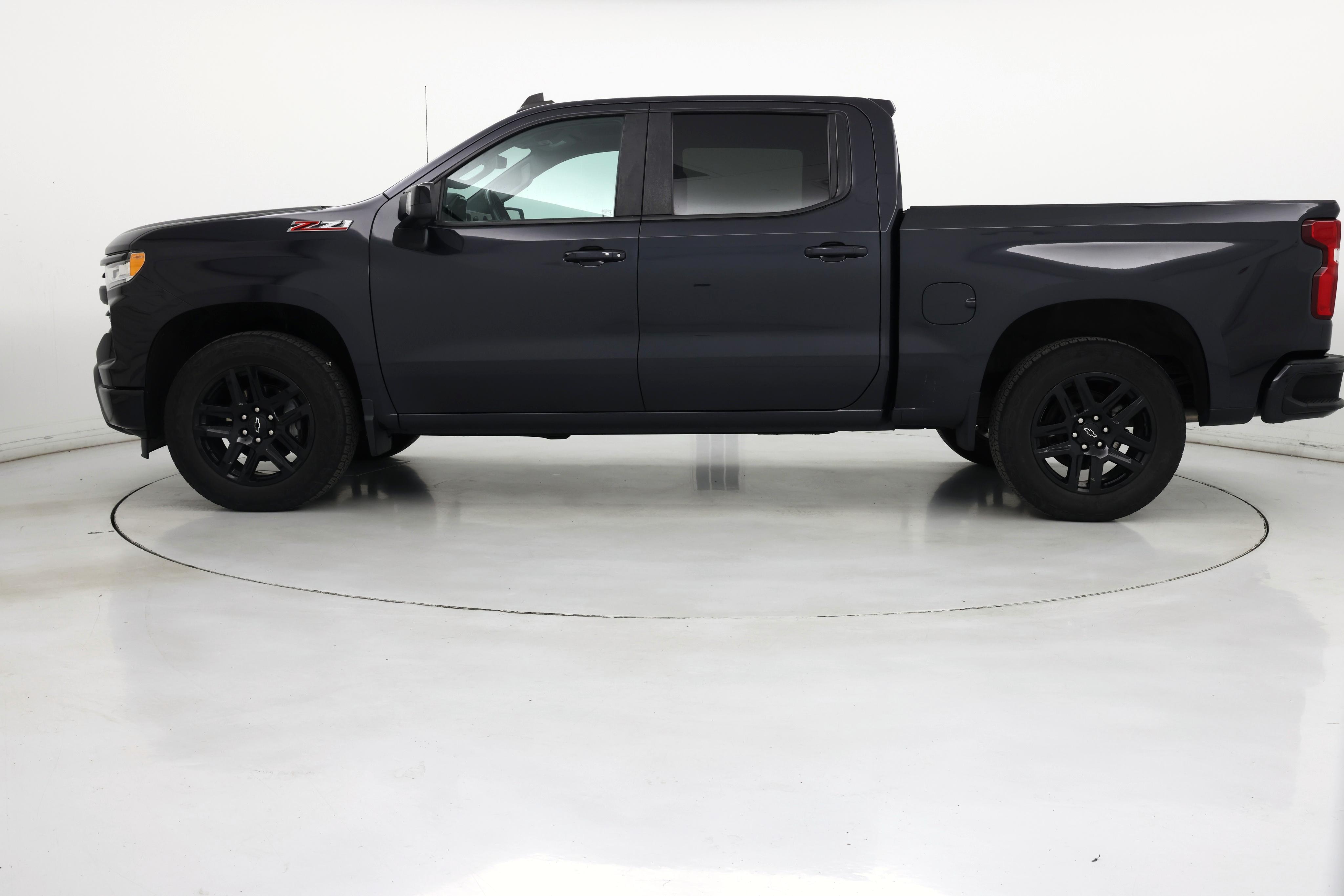 Thumbnail: 2022 Chevrolet Silverado 1500 - 3