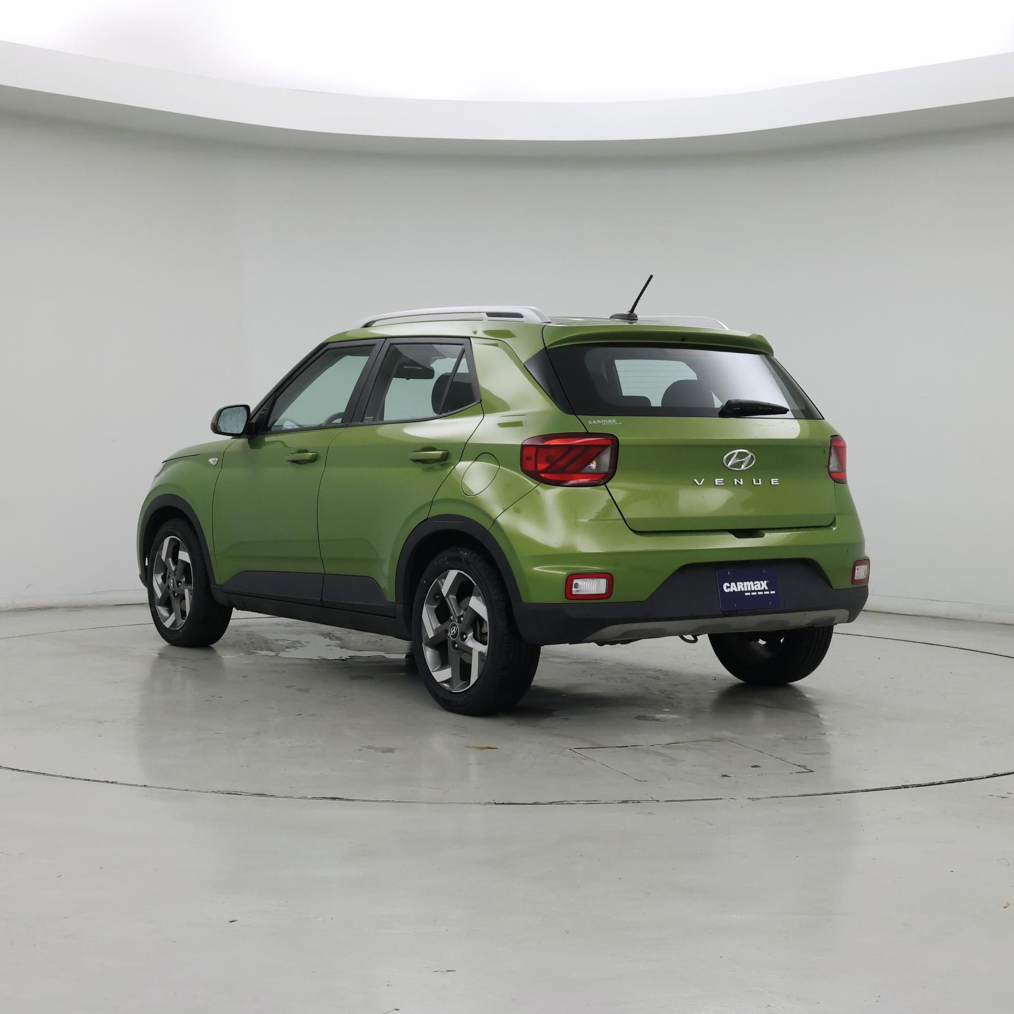 Thumbnail: 2023 Hyundai Venue - 2