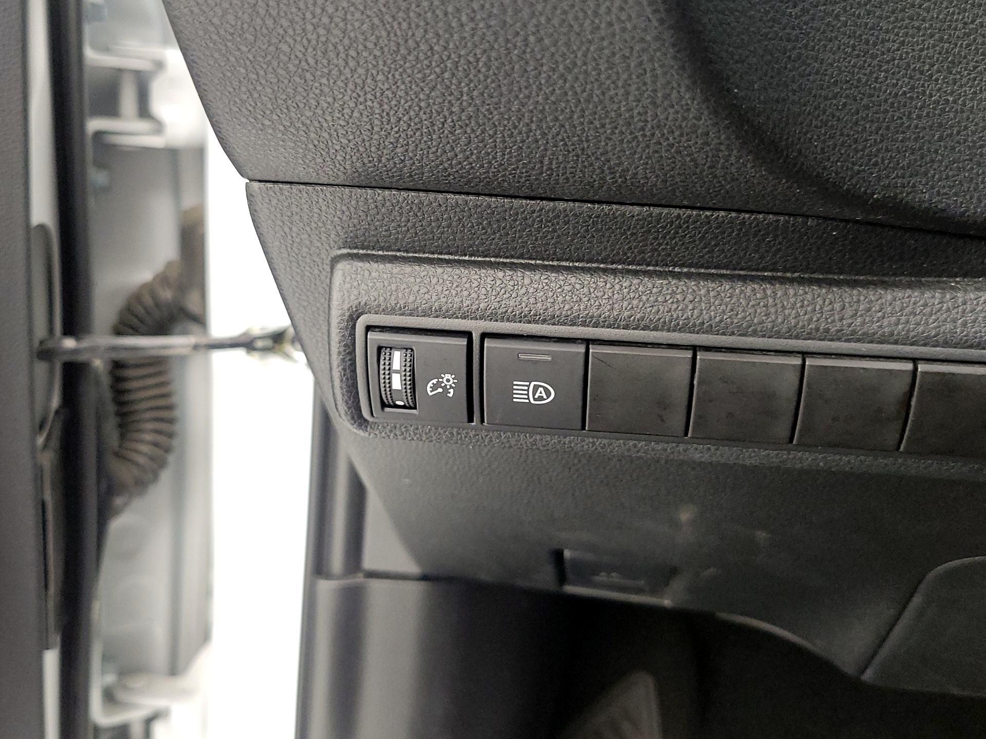 Thumbnail: 2023 Toyota Corolla - 13