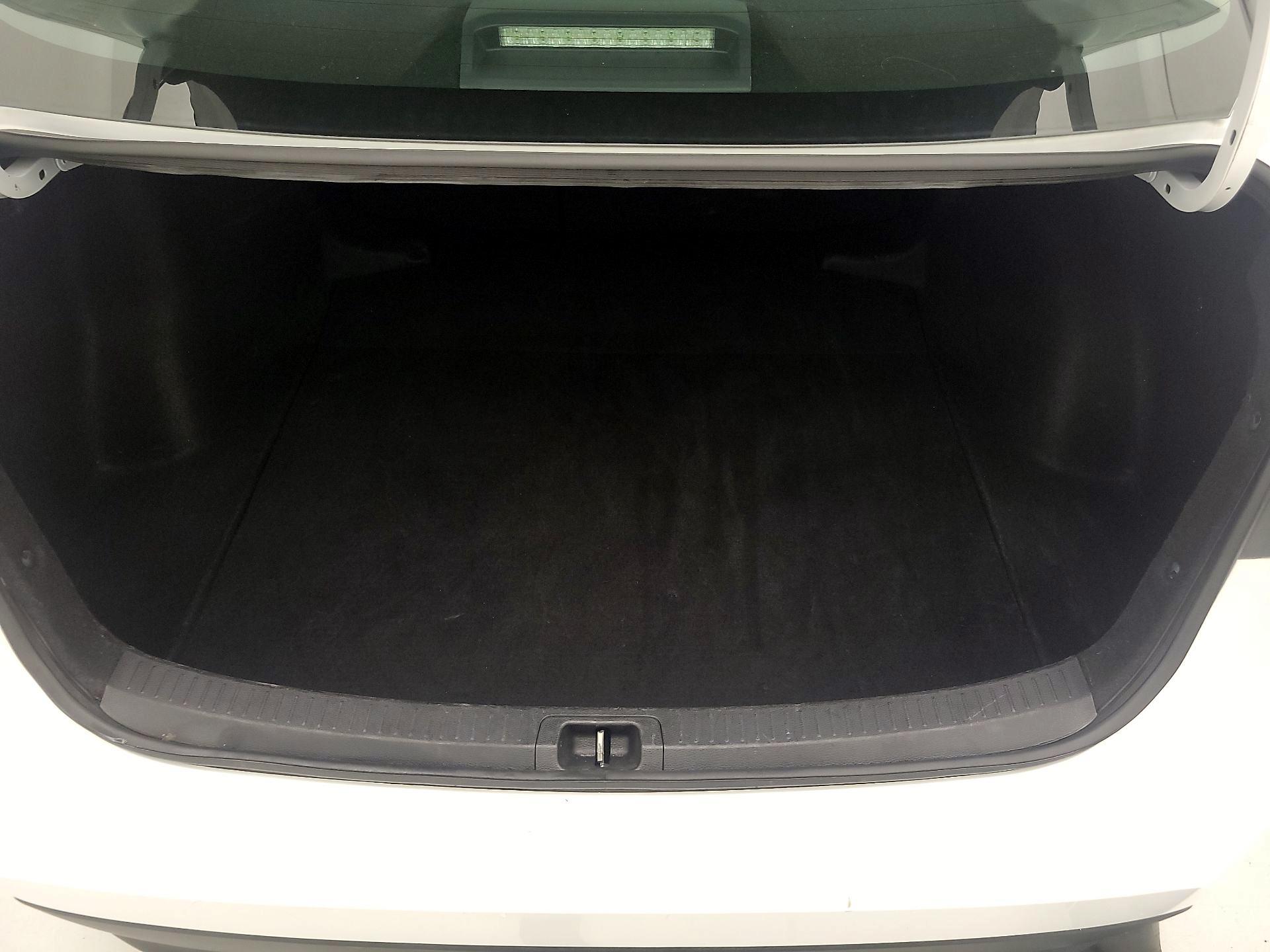 Thumbnail: 2023 Toyota Corolla - 20