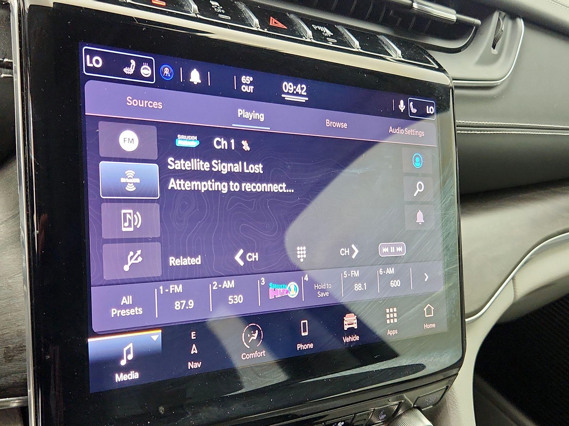 Thumbnail: 2021 Jeep Grand Cherokee L - 16