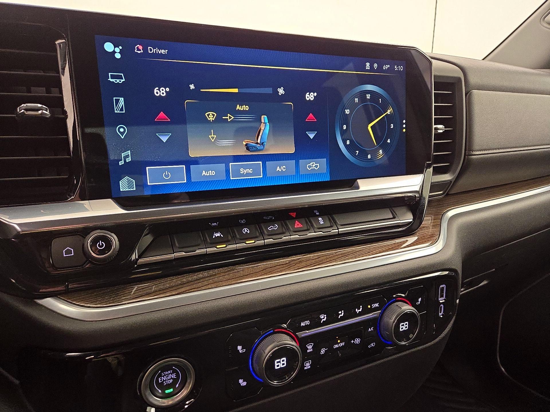 Thumbnail: 2022 Chevrolet Silverado 1500 - 16