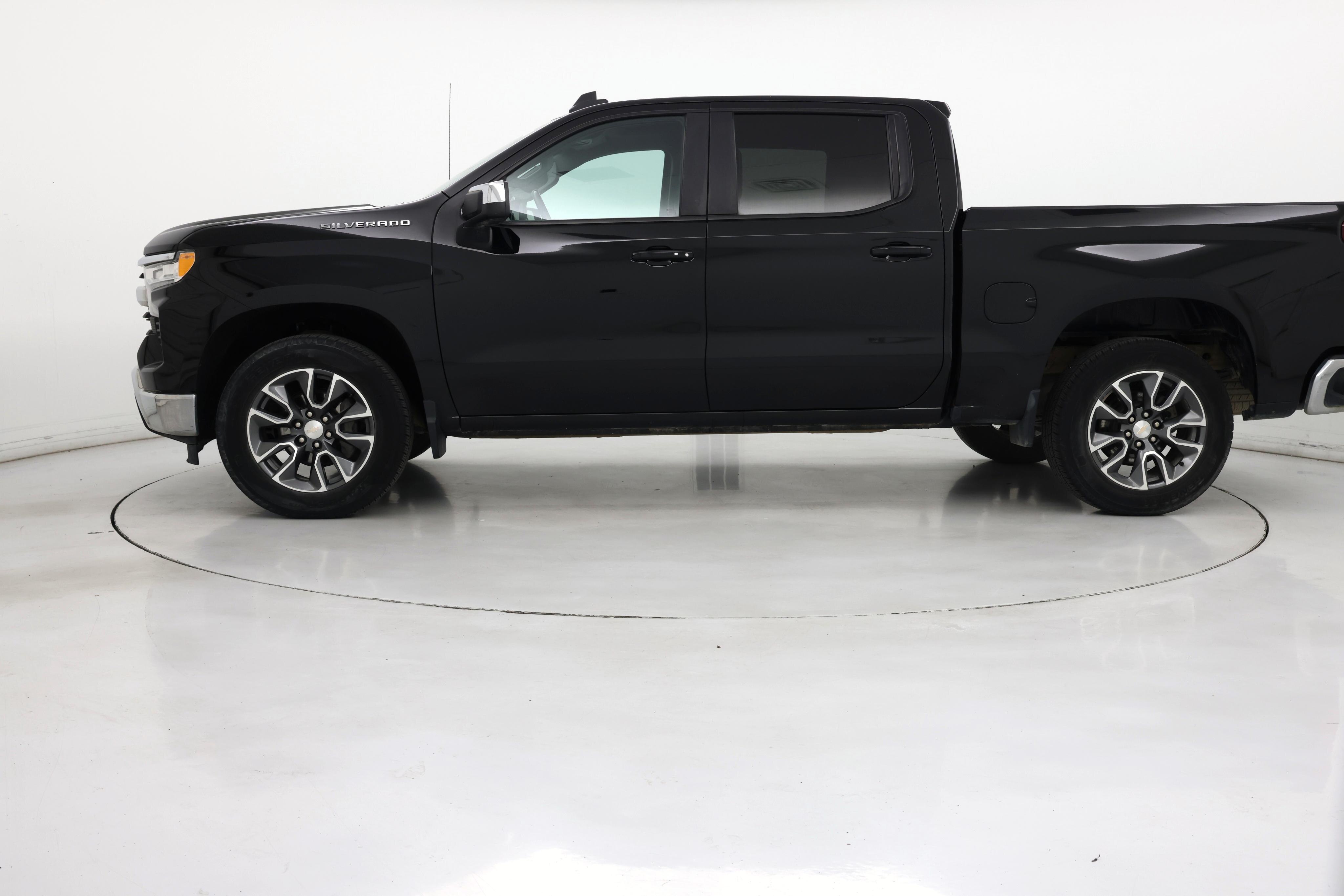 Thumbnail: 2022 Chevrolet Silverado 1500 - 3