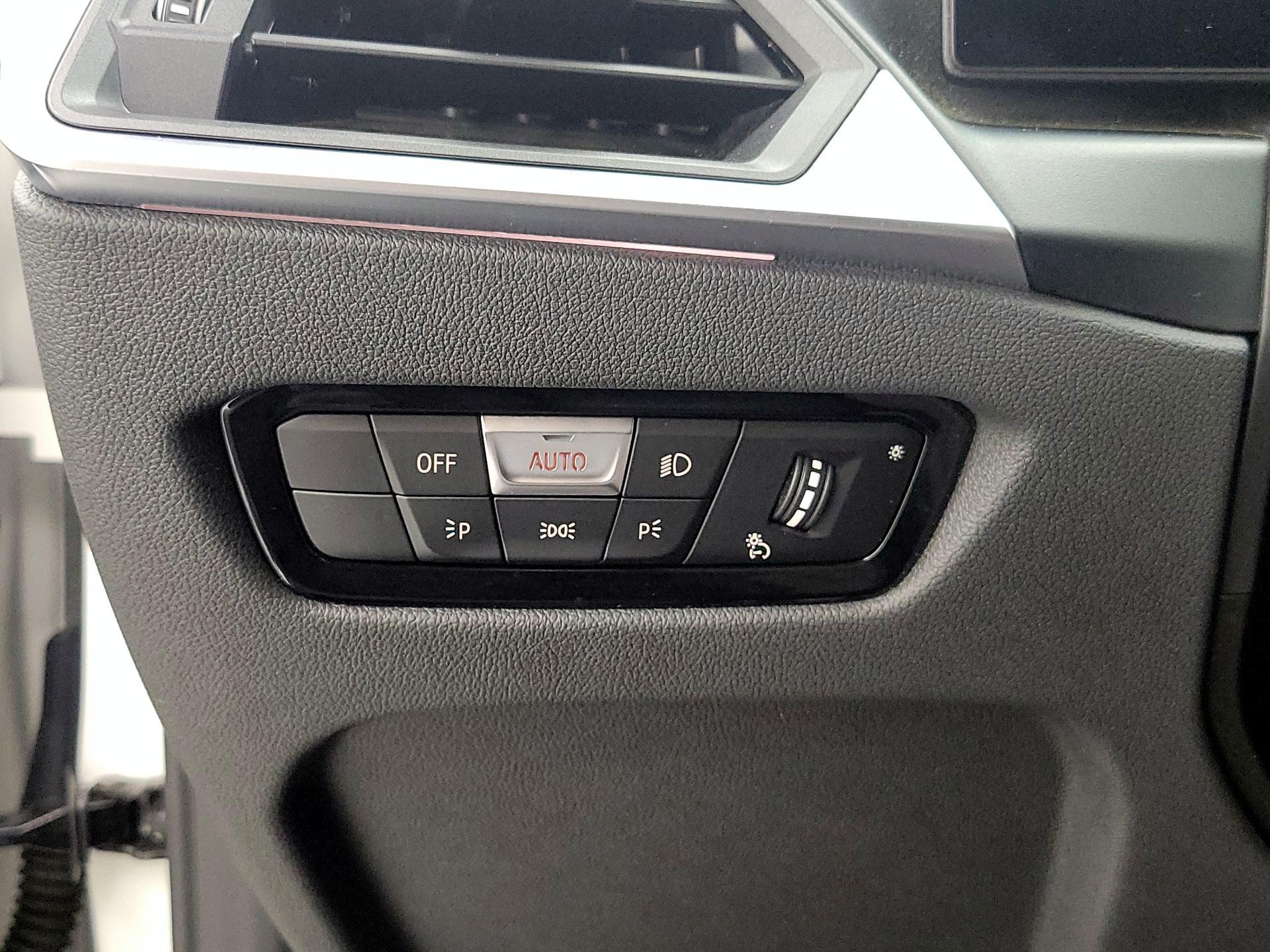 Thumbnail: 2024 BMW 4 Series - 13