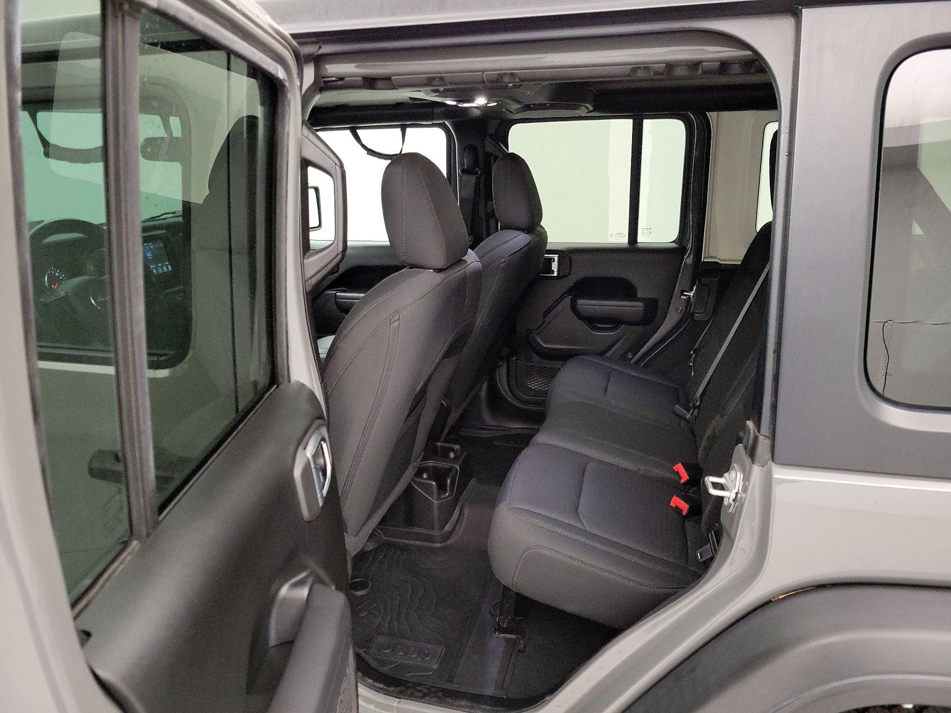 Thumbnail: 2022 Jeep Wrangler - 19