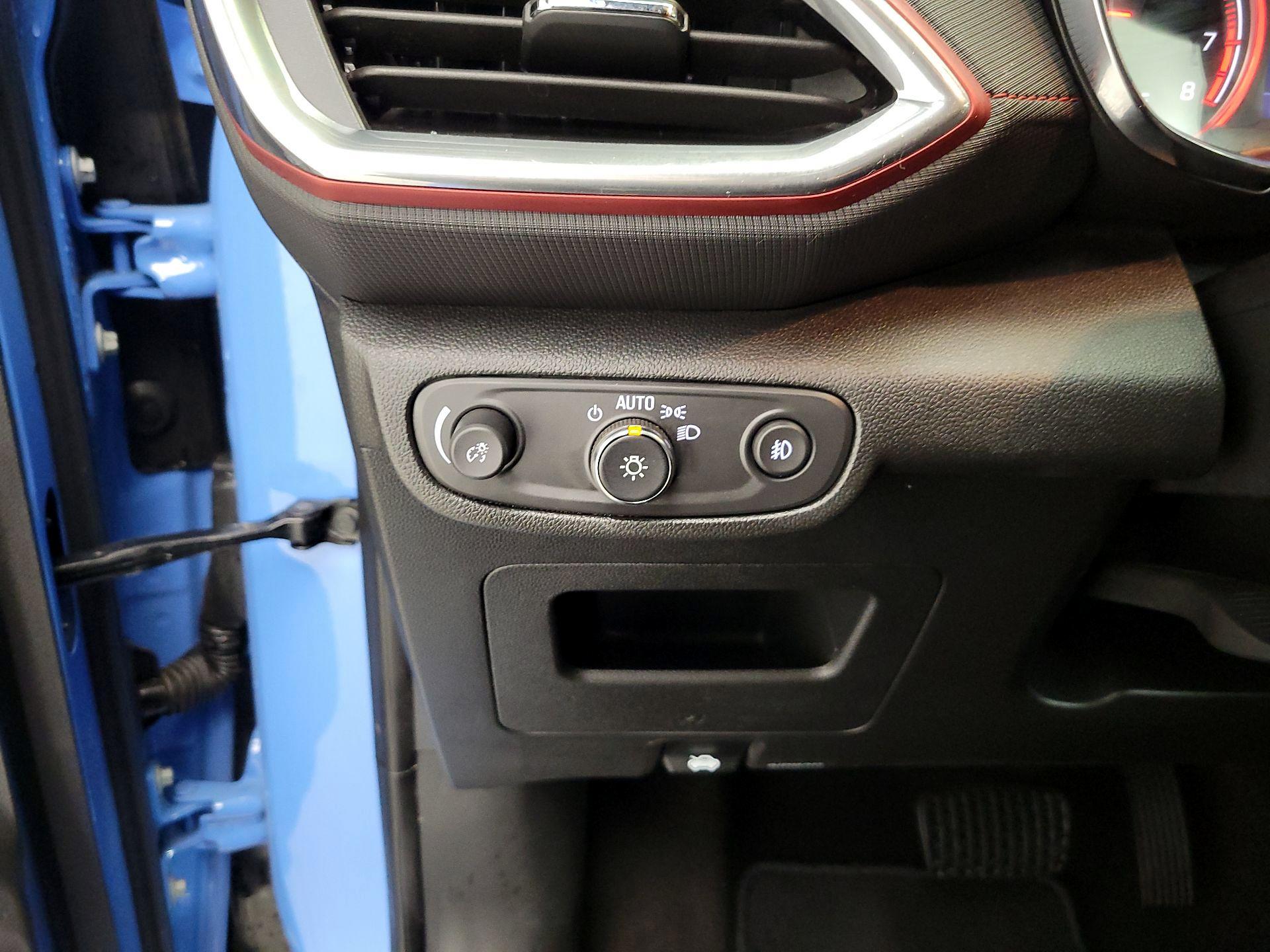 Thumbnail: 2023 Chevrolet TrailBlazer - 13