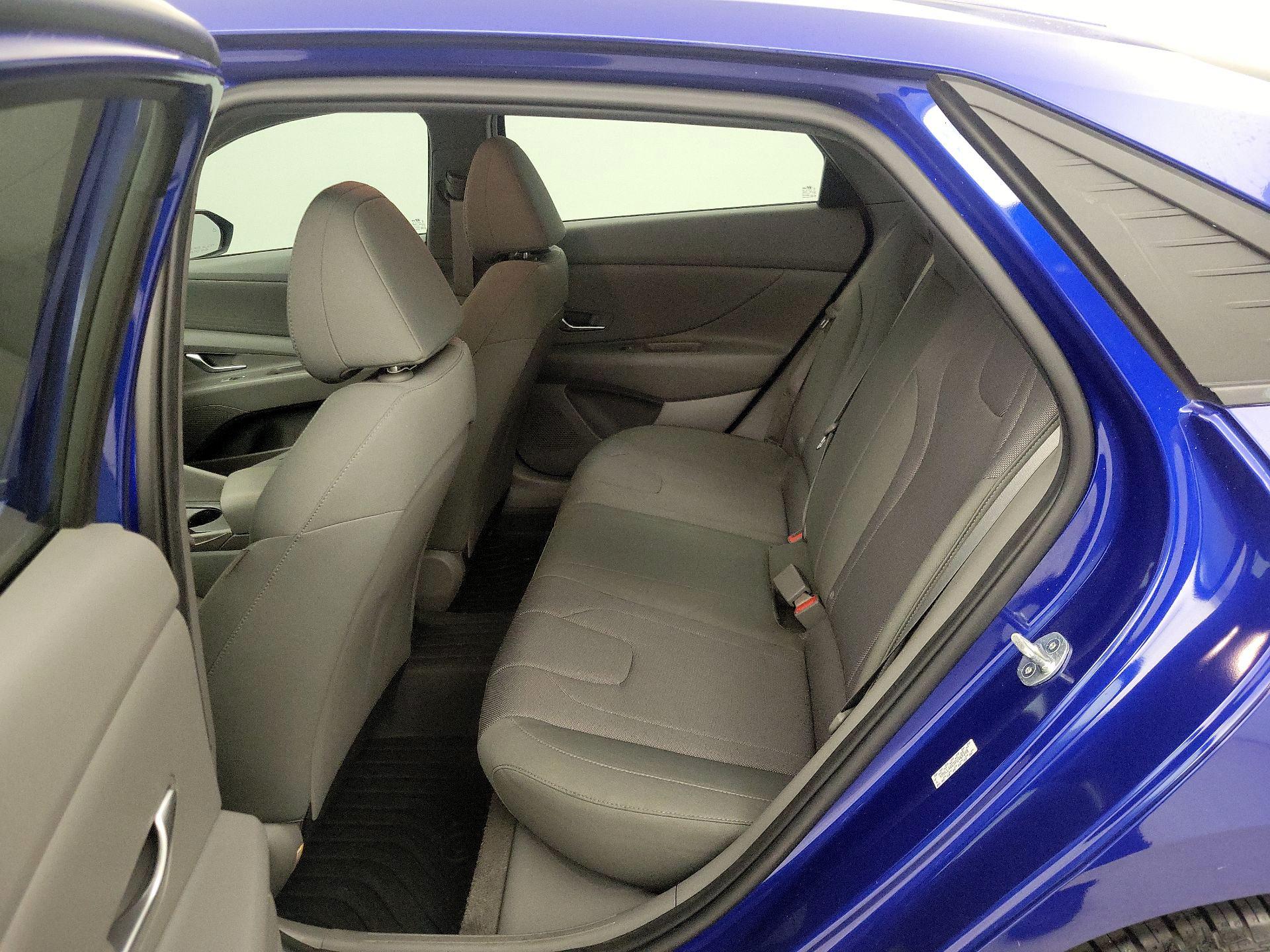 Thumbnail: 2023 Hyundai Elantra - 18