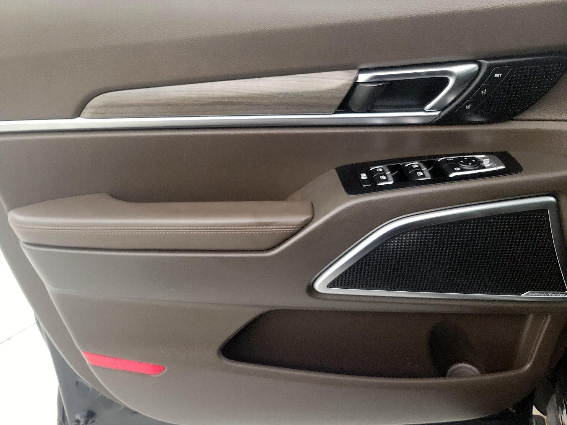 Thumbnail: 2021 Kia Telluride - 12