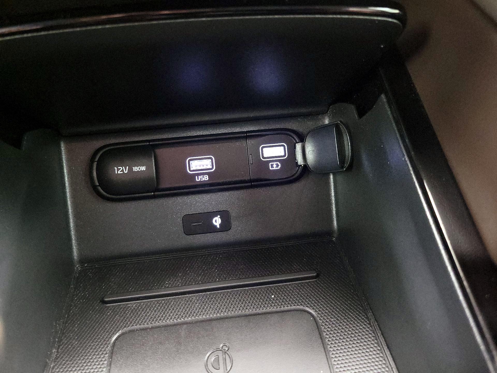 Thumbnail: 2021 Kia Telluride - 19