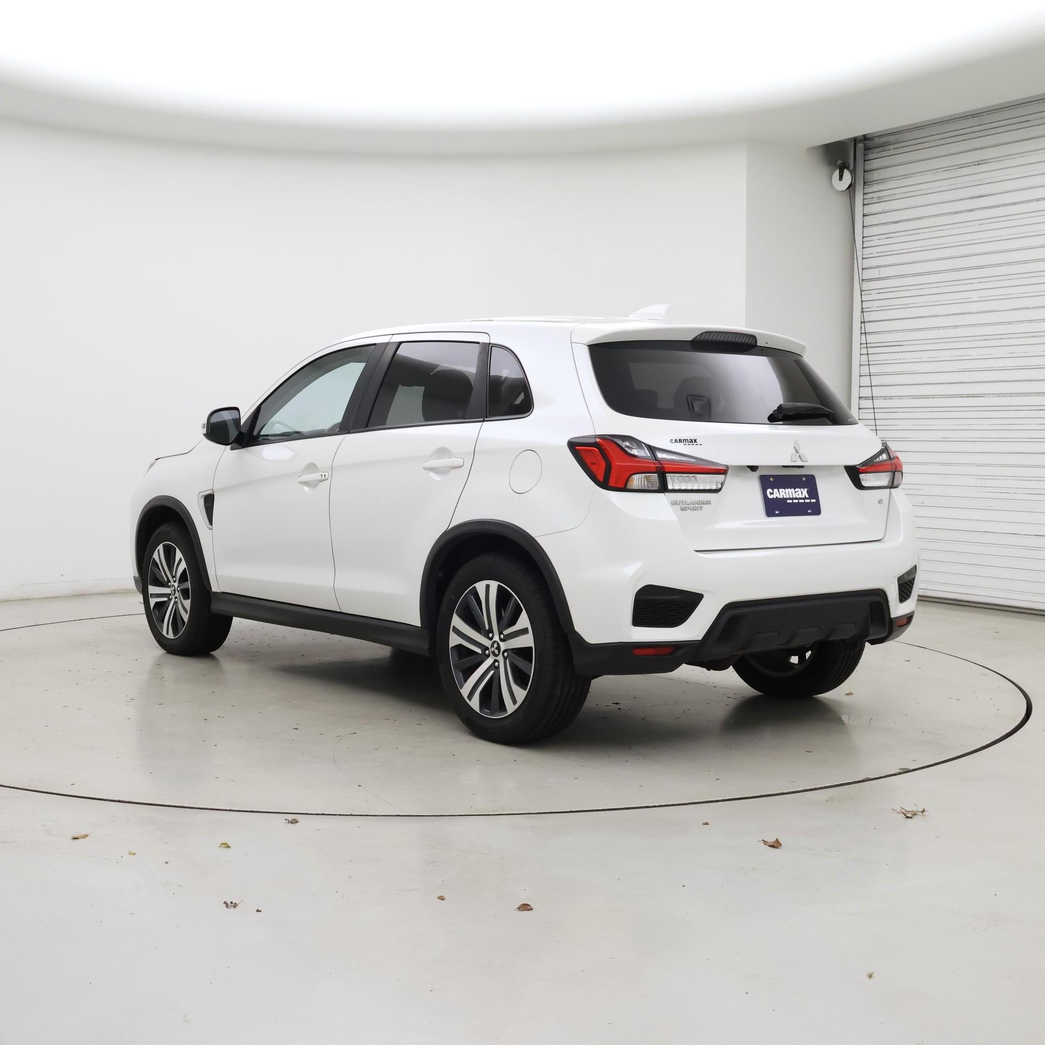 Thumbnail: 2021 Mitsubishi Outlander Sport - 2