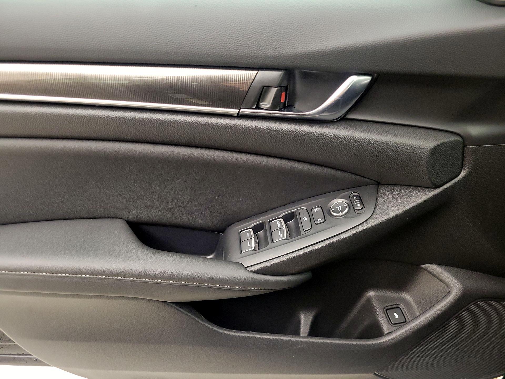 Thumbnail: 2022 Honda Accord - 12