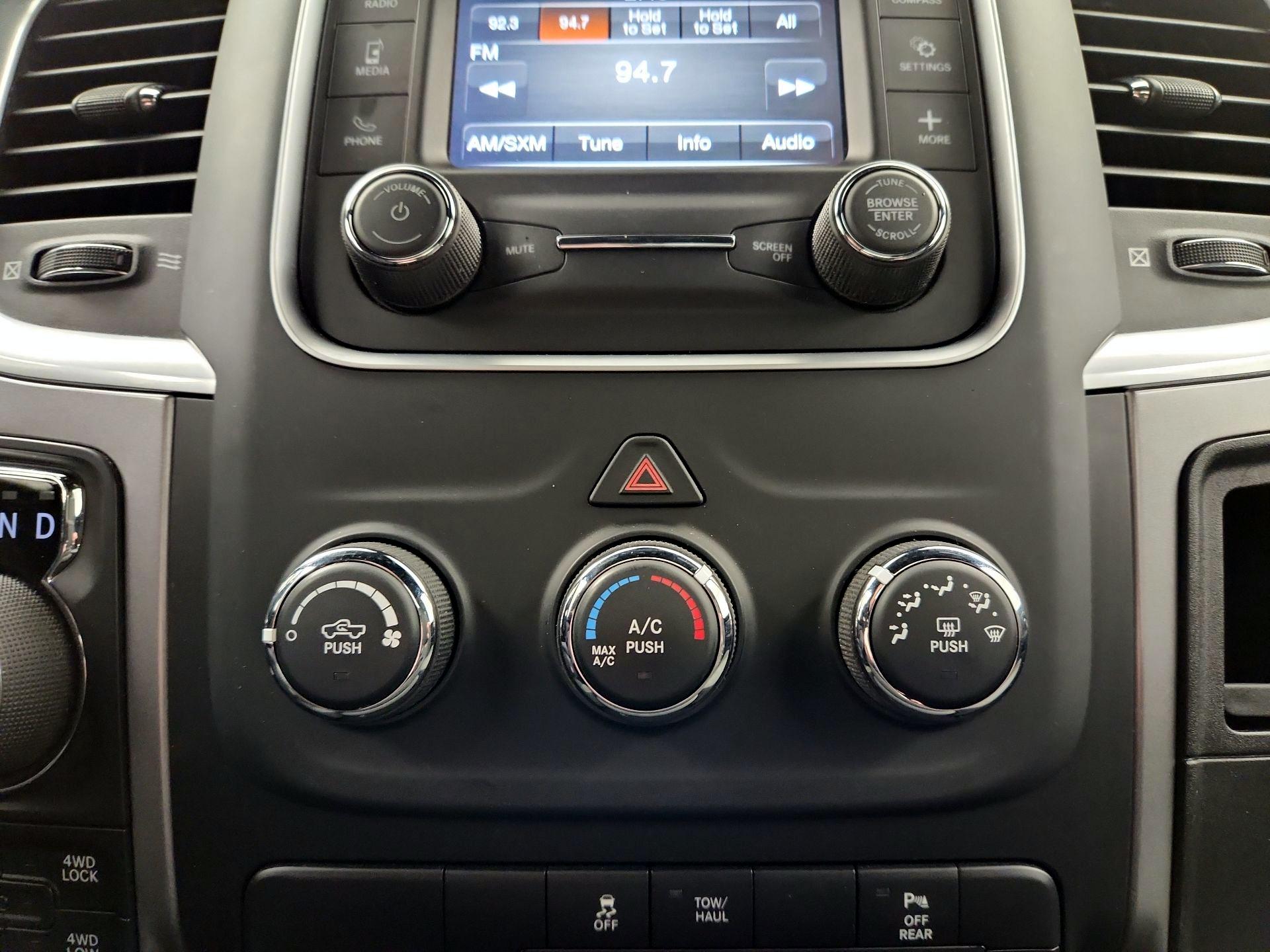 Thumbnail: 2022 RAM 1500 Classic - 16