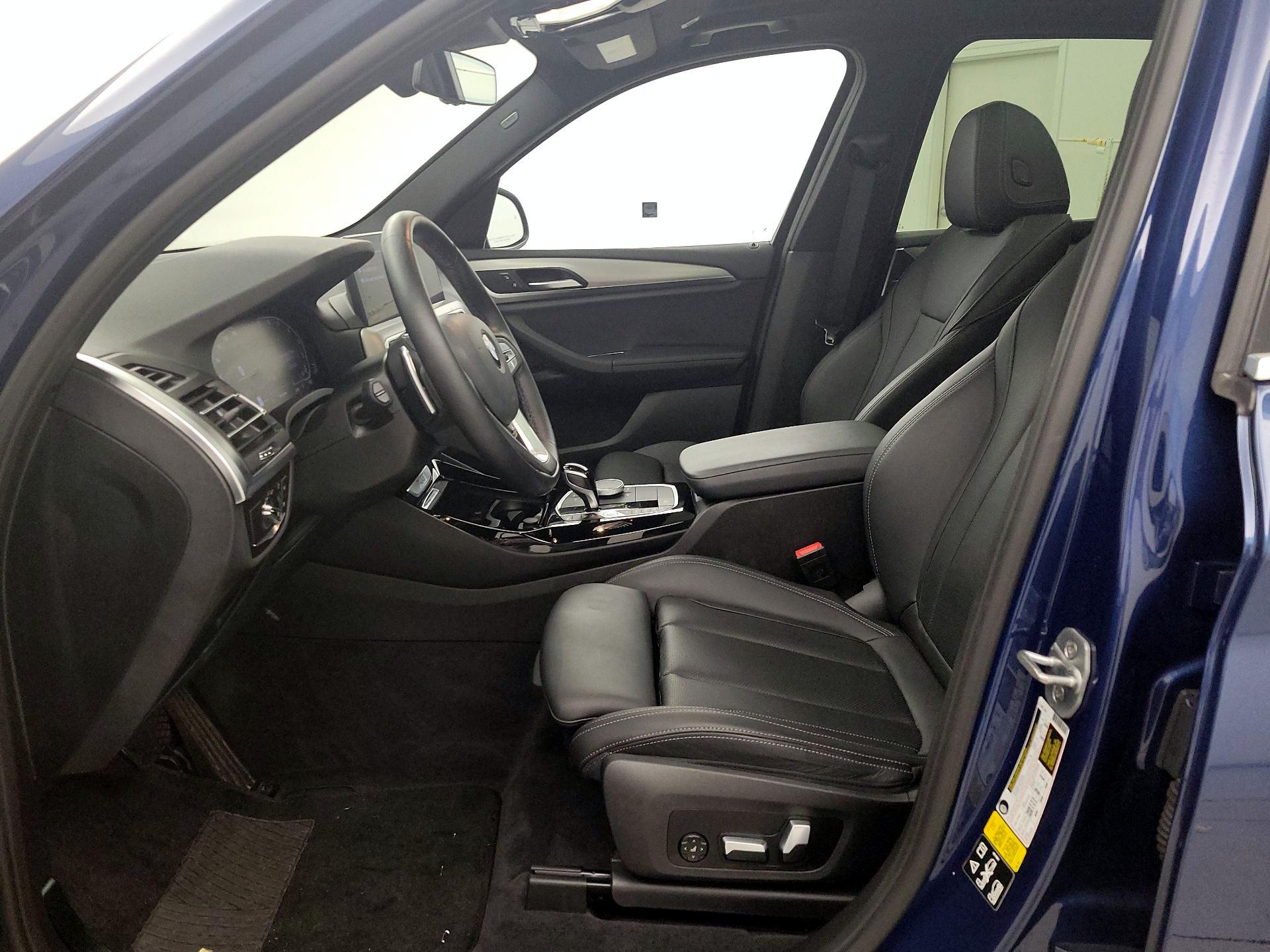 Thumbnail: 2022 BMW X3 - 11