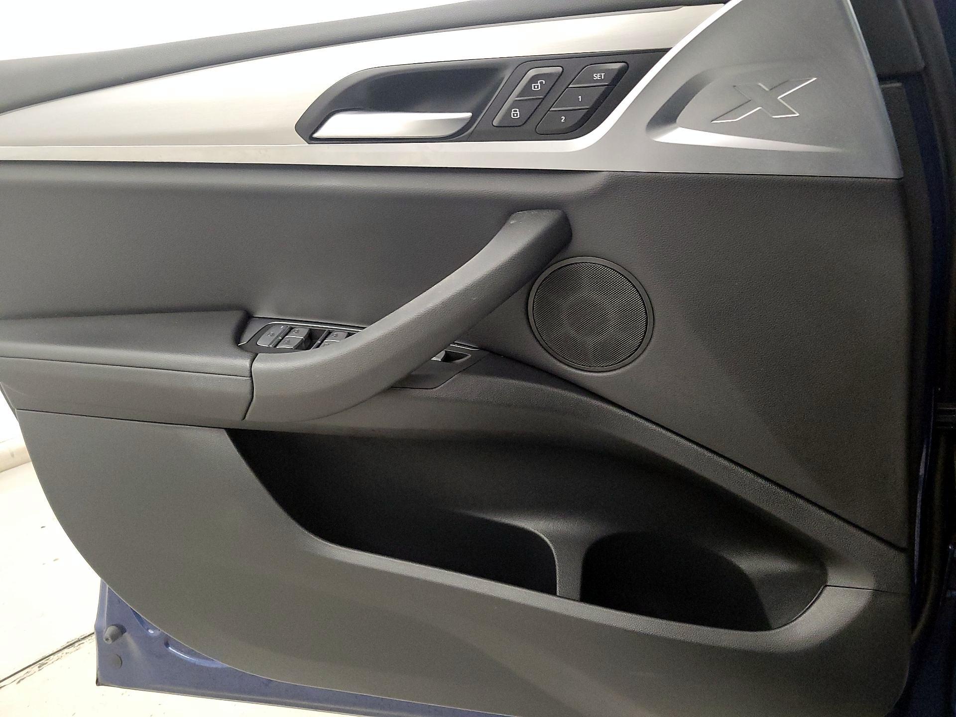 Thumbnail: 2022 BMW X3 - 12