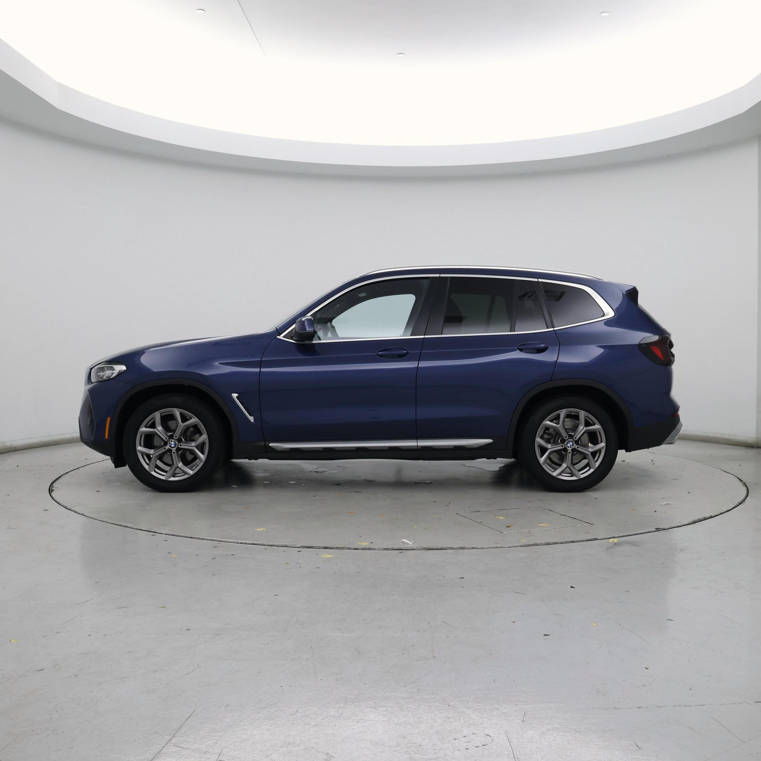 Thumbnail: 2022 BMW X3 - 3