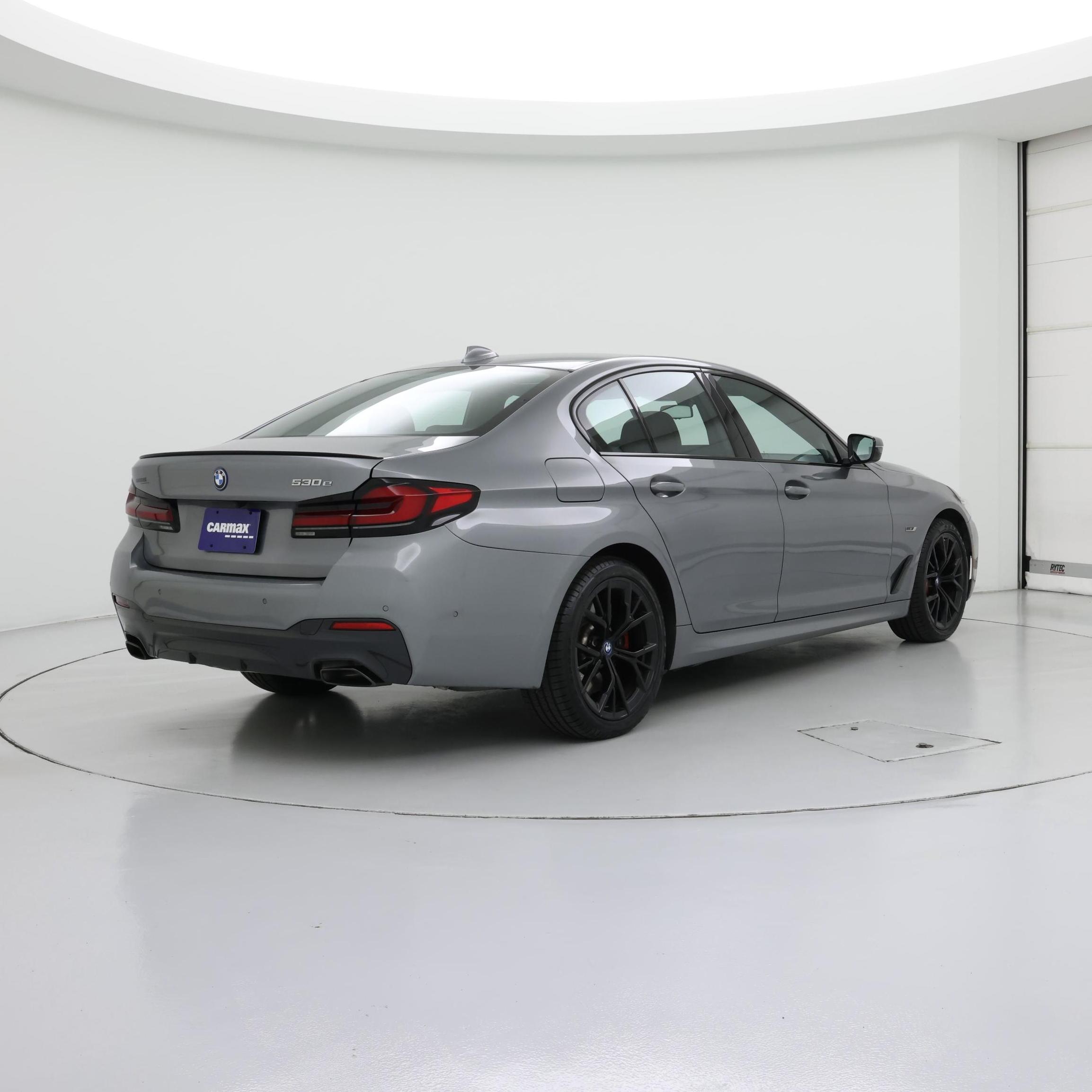 Thumbnail: 2023 BMW 5 Series - 8