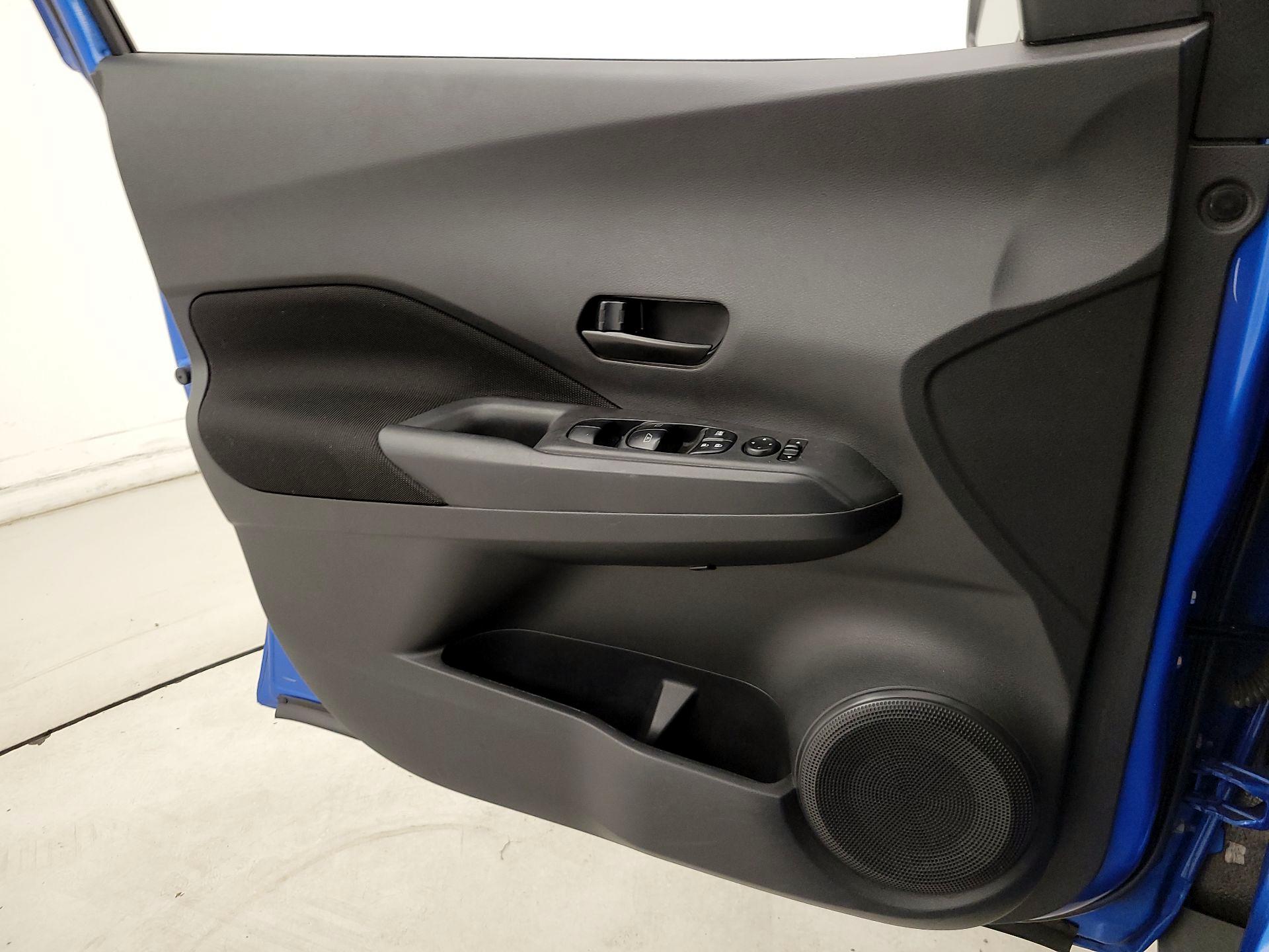 Thumbnail: 2023 Nissan Kicks - 12