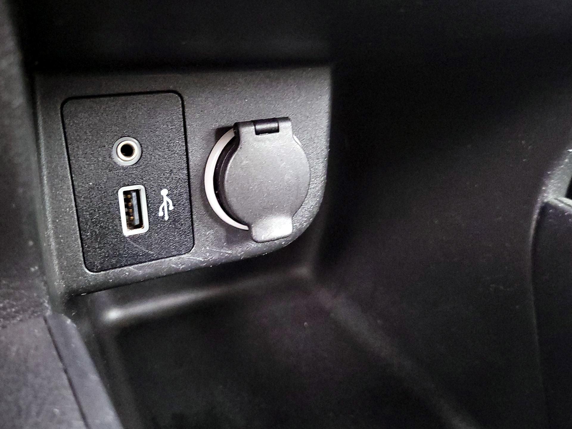 Thumbnail: 2023 Nissan Kicks - 18