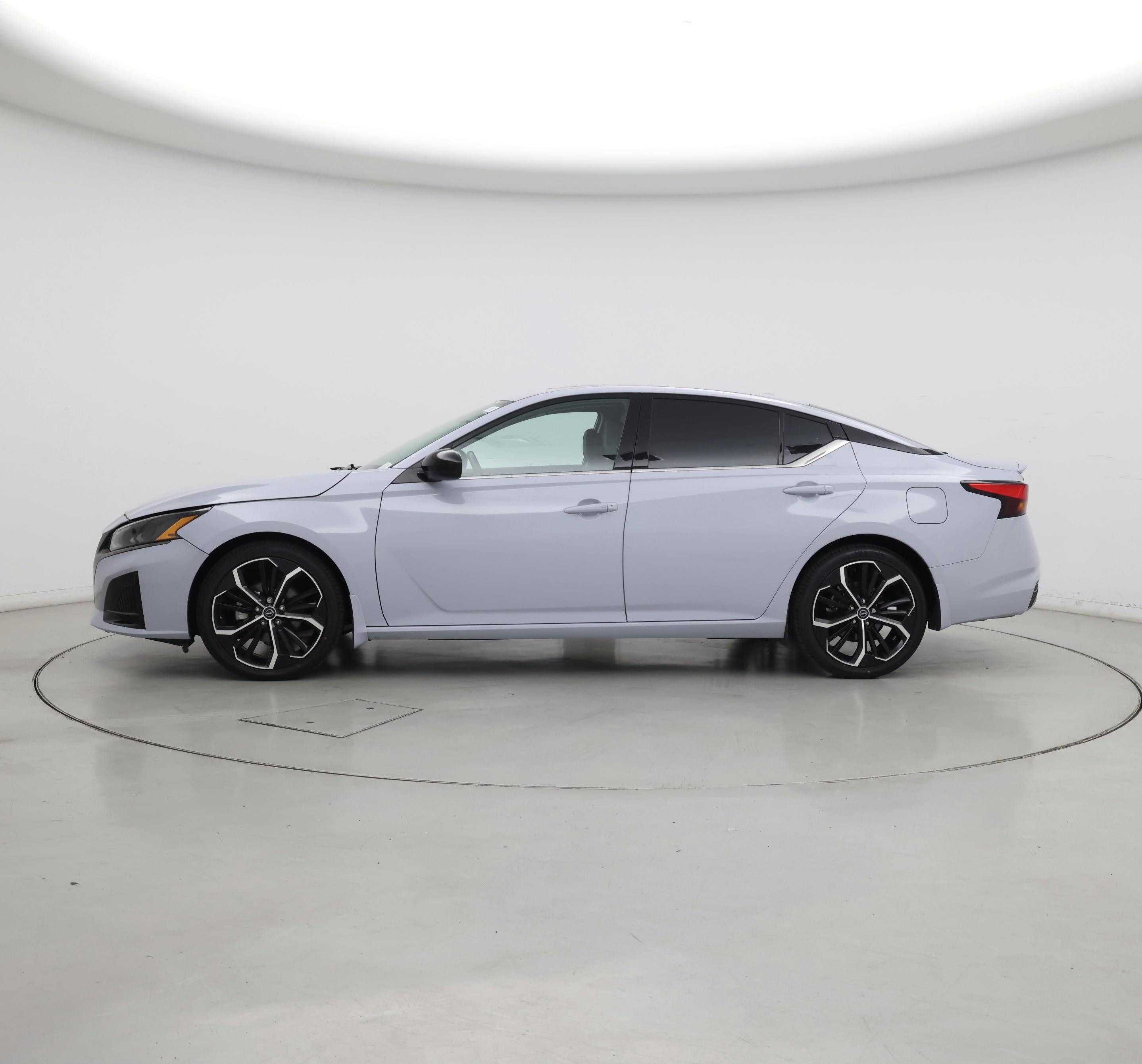 Thumbnail: 2023 Nissan Altima - 3