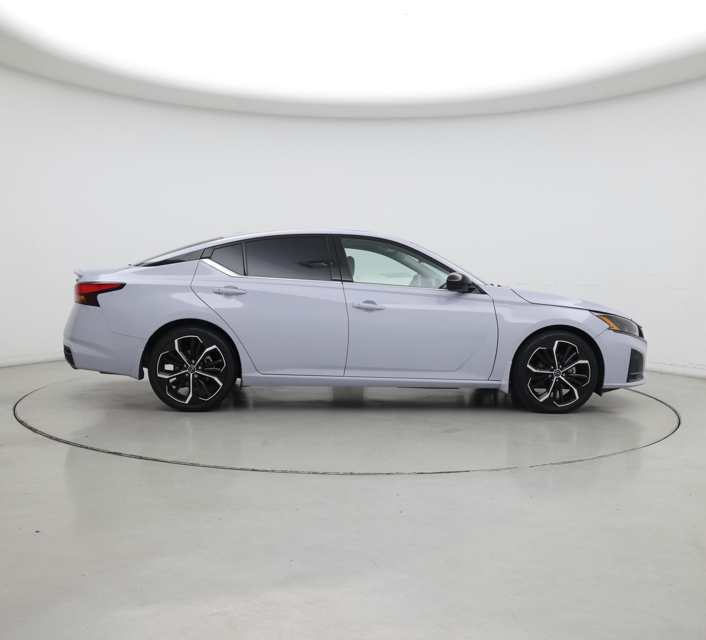 Thumbnail: 2023 Nissan Altima - 7