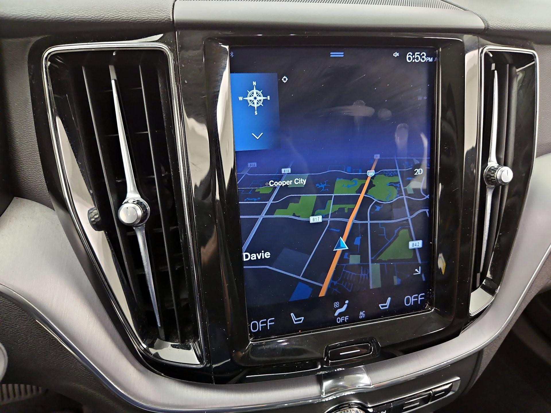 Thumbnail: 2020 Volvo XC60 - 14